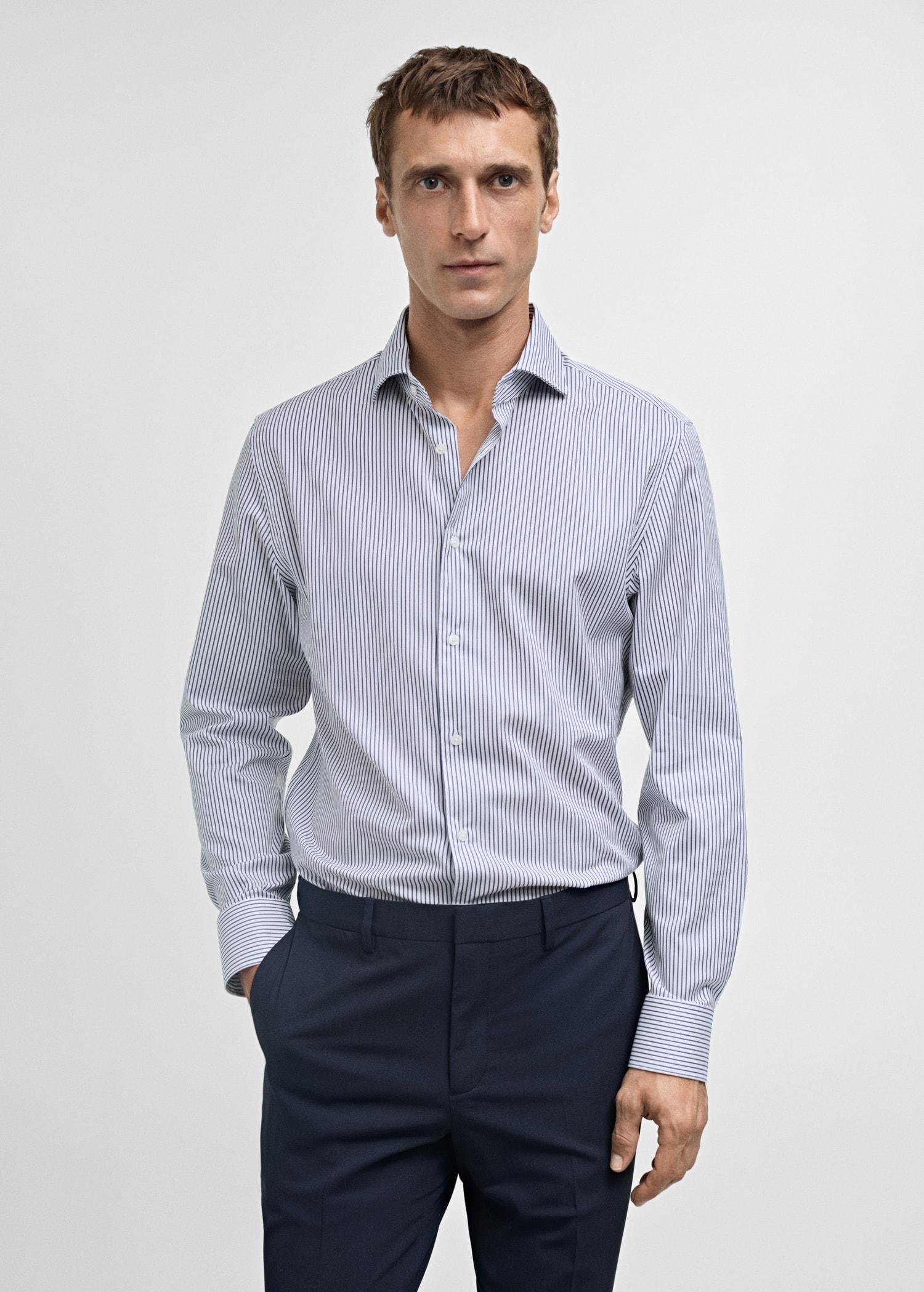 100% cotton slim fit shirt - Men | MANGO USA Product Image