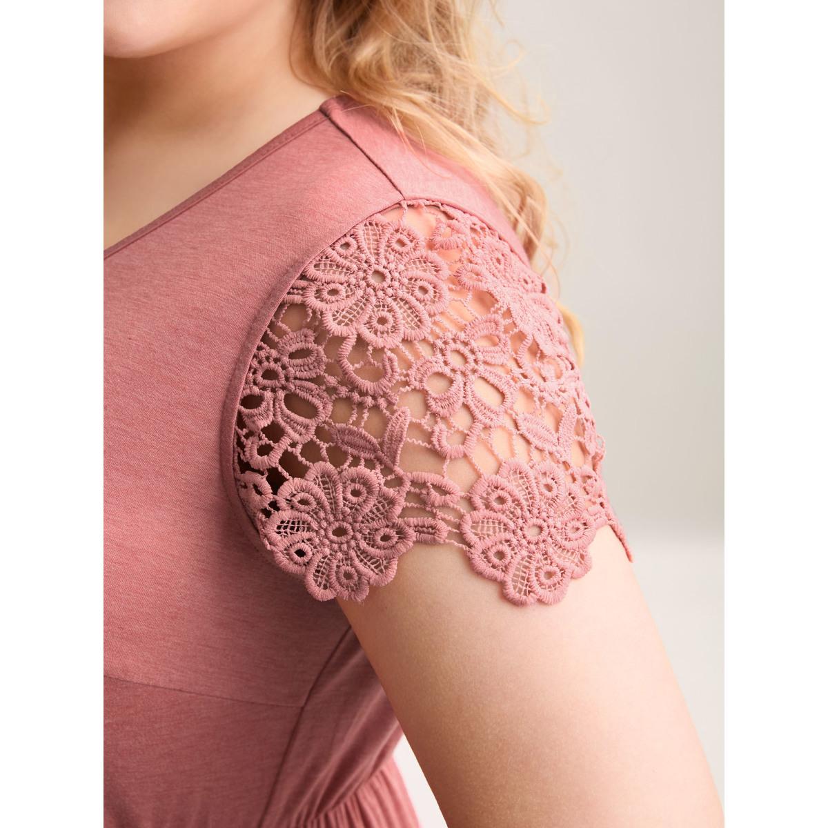 Plus Size Stretchy Waist Lace Pockets Midi Dress DustyPink Women Elegant Woven ribbon&lace trim Knit Dresses Bloomchic 12/L Product Image