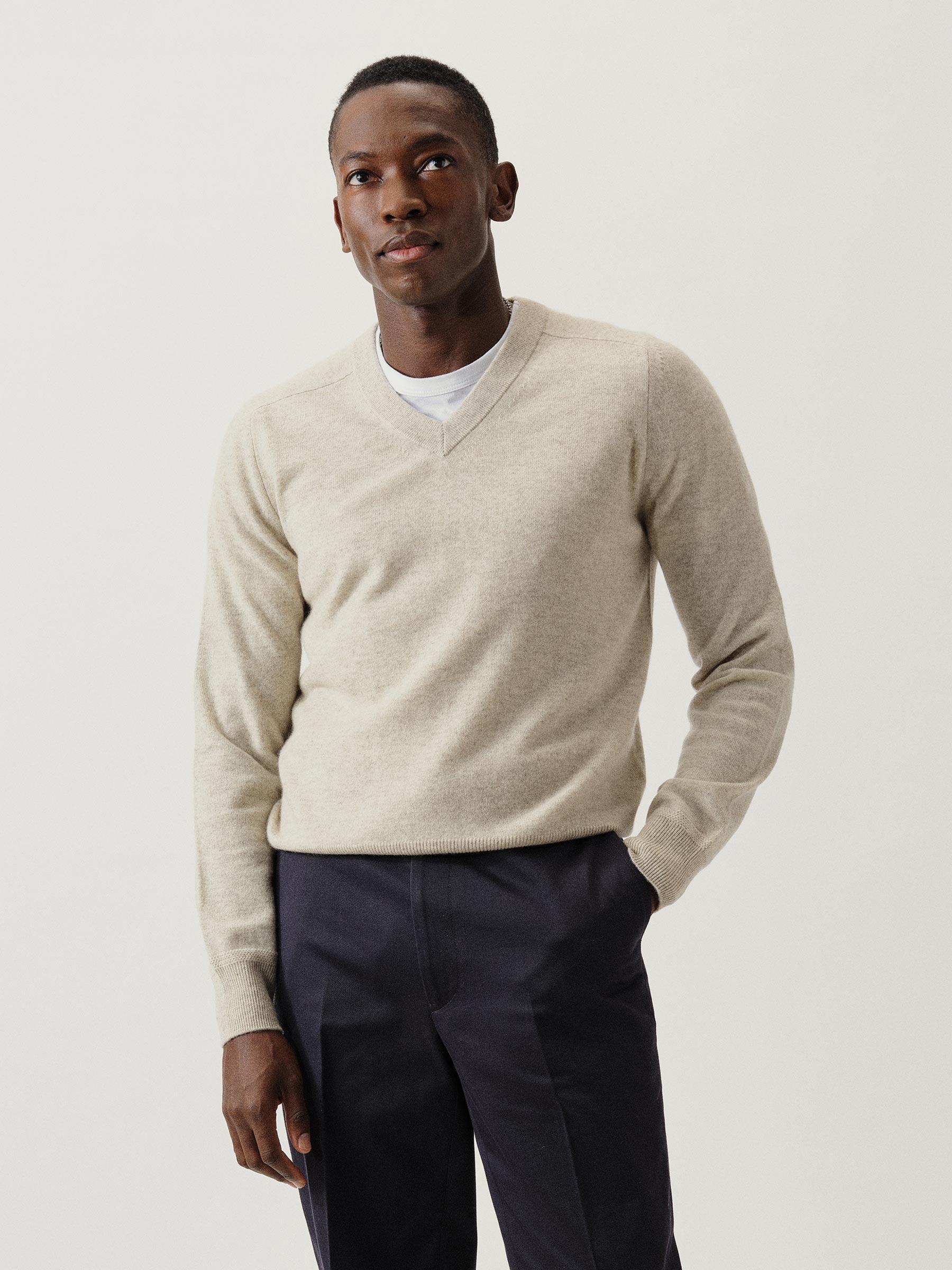 Light Oat California Cashmere V-Neck Product Image