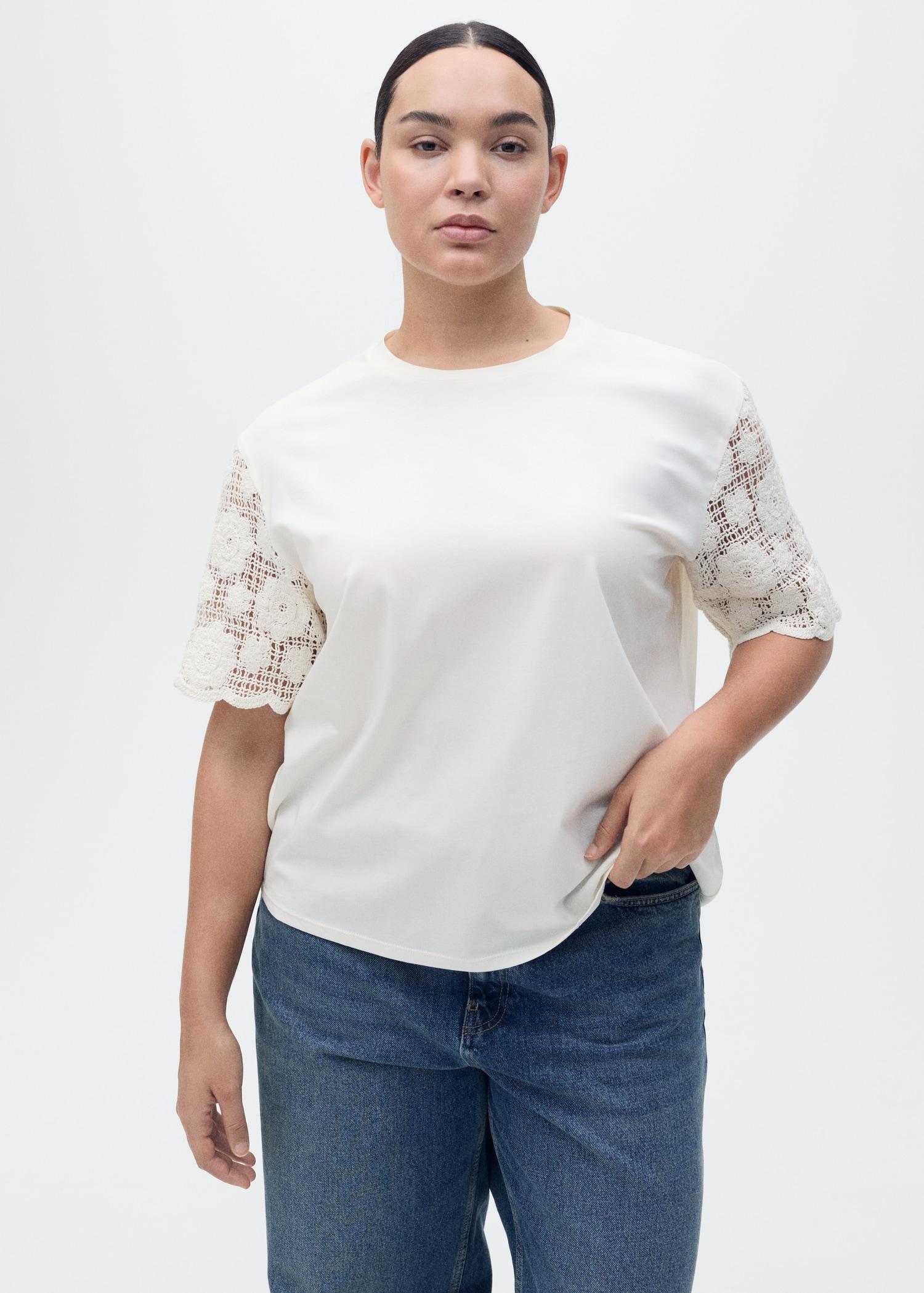Cotton crochet sleeve t-shirt - Women | MANGO USA Product Image