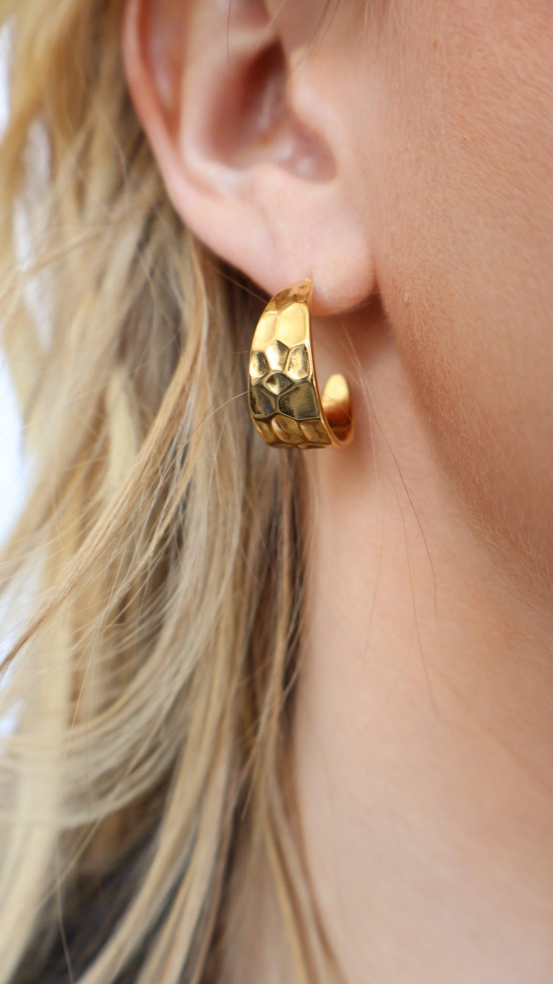 Hammered Hoop Product Image