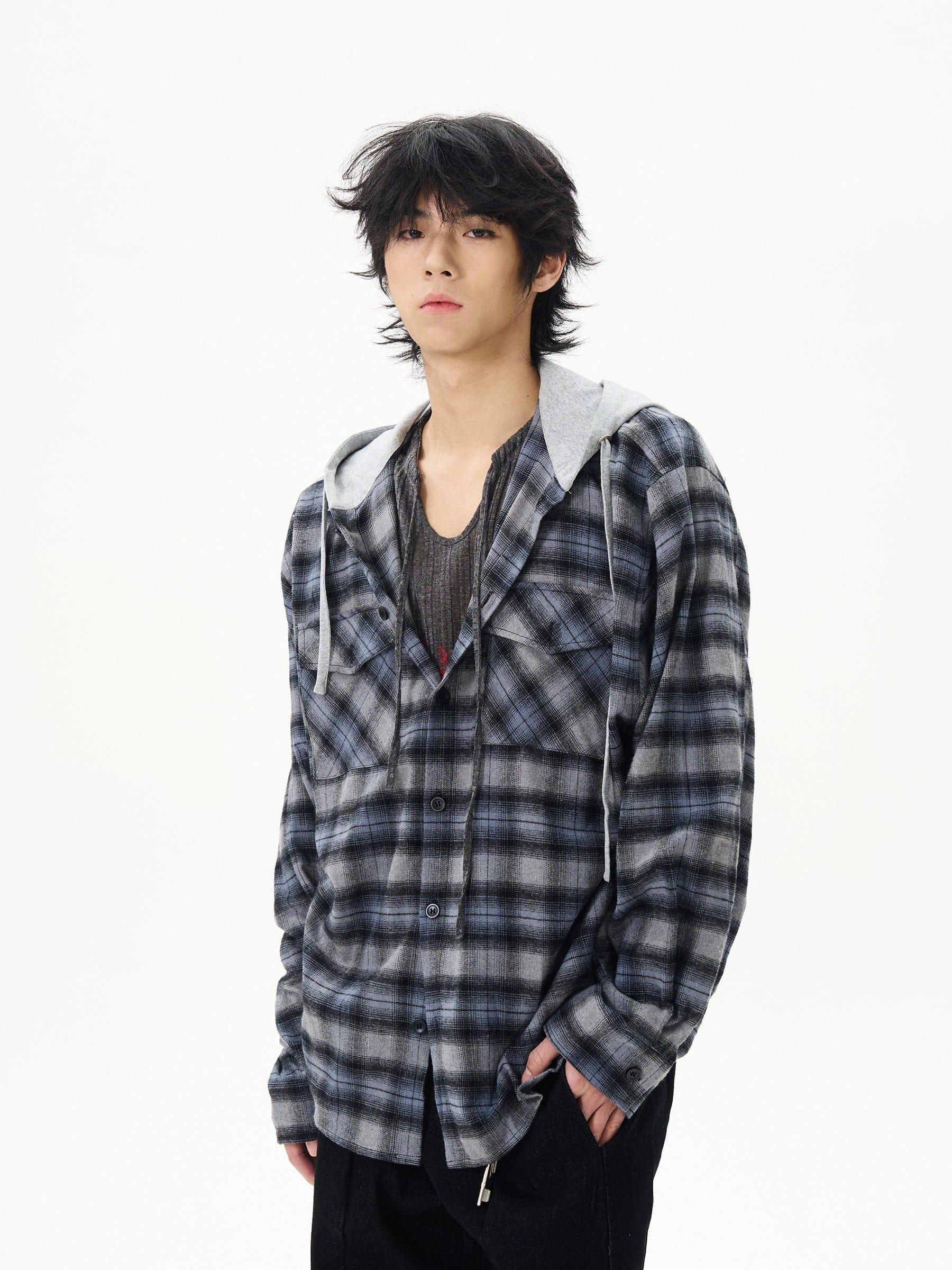 RT No. 12210 HOODED PLAID BUTTON-UP SHIRT Product Image