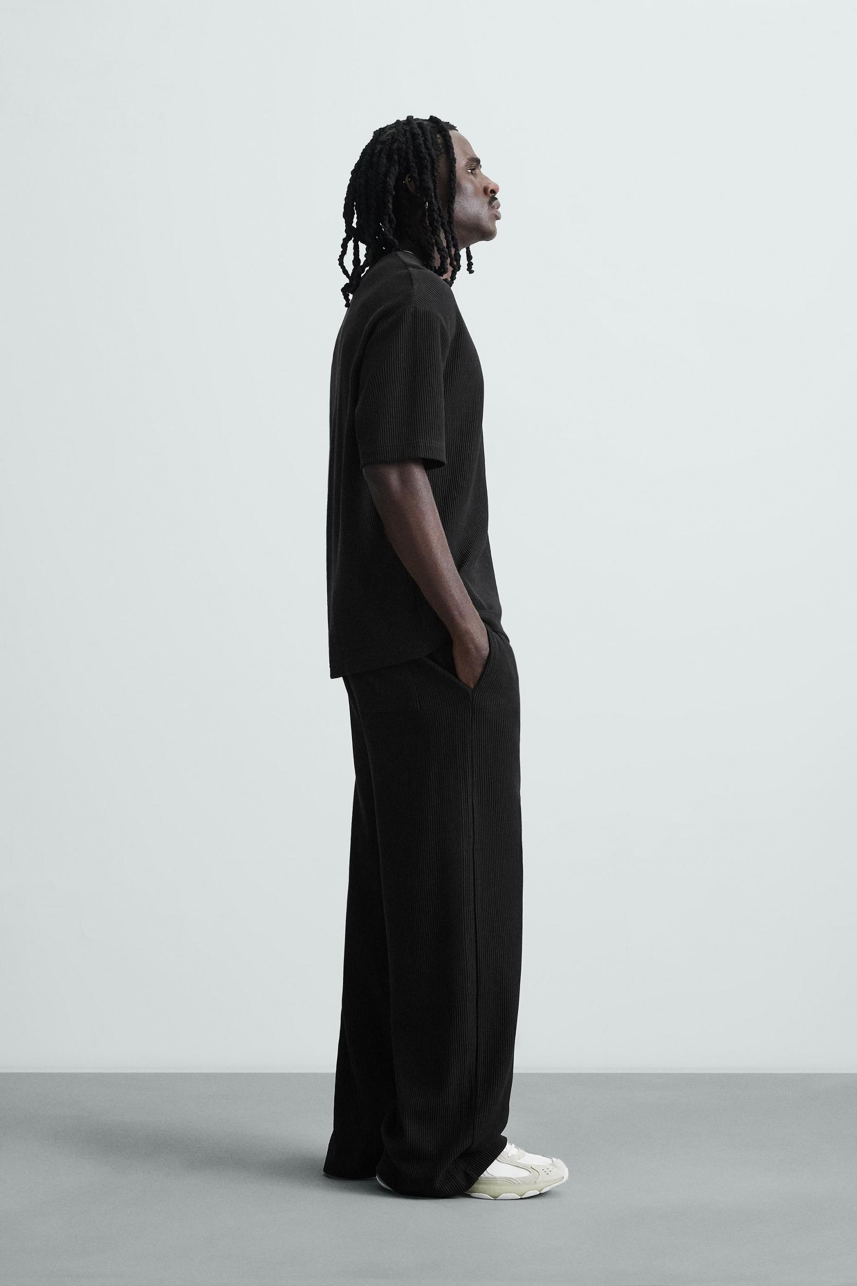 VERTICAL TEXTURED JOGGER PANTS Product Image