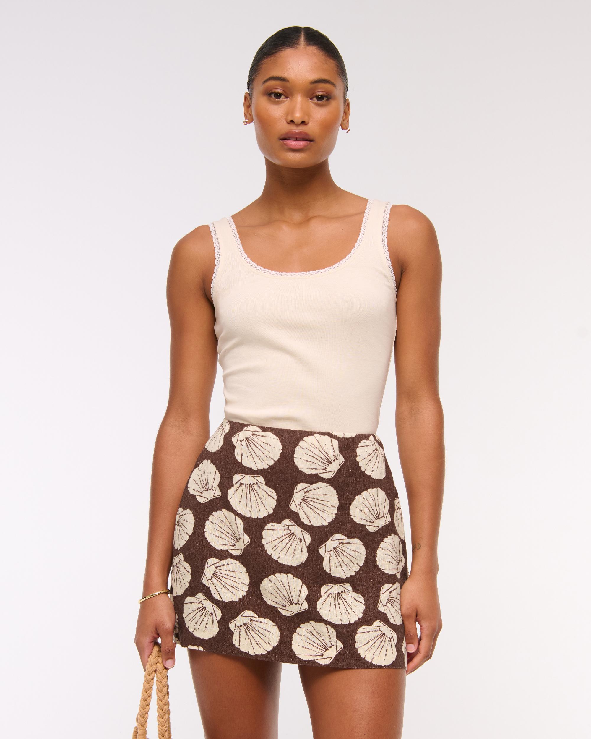 The A&F Scarlett Curve Love Linen-Blend Mini Skort Product Image