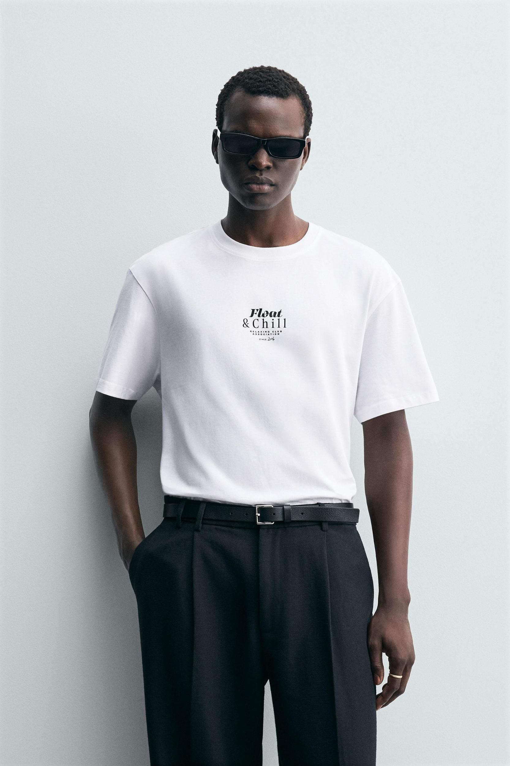 CONTRAST PRINT T-SHIRT Product Image