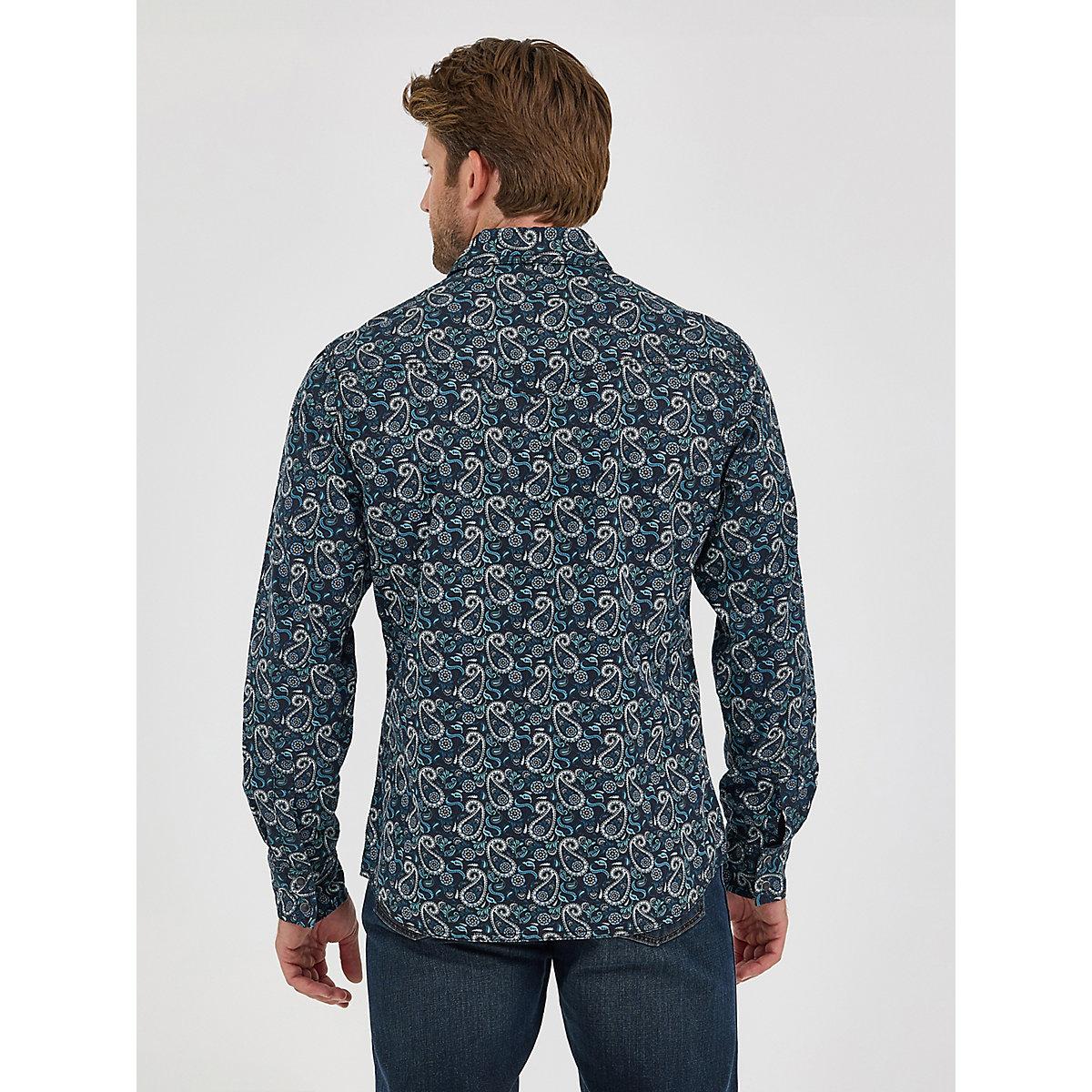 Men's Wrangler® Retro® Premium Long Sleeve Western Snap Printed Shirt in Teal Pais Product Image