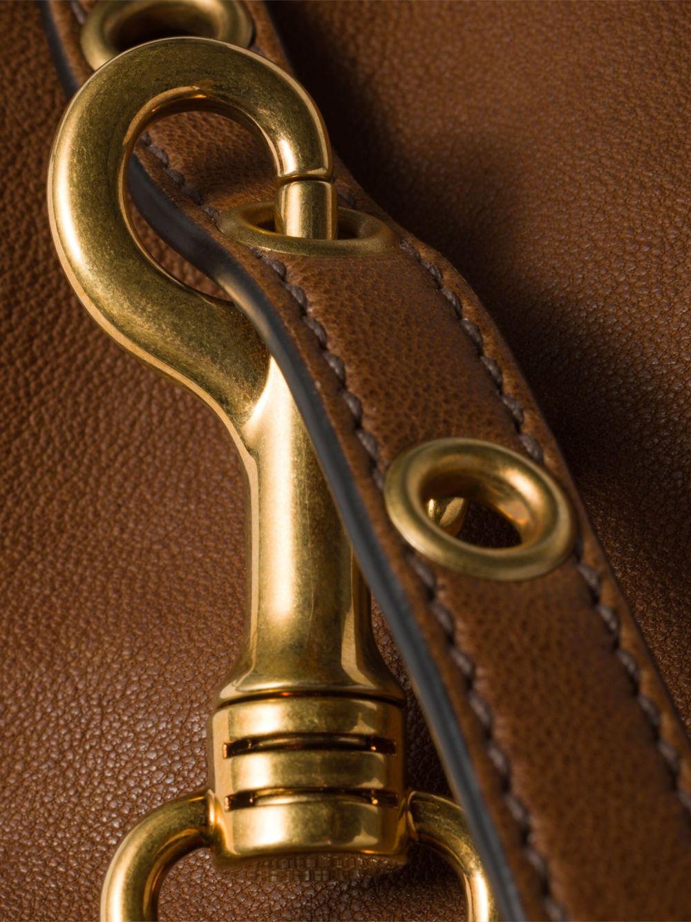 leather strap pouch Product Image