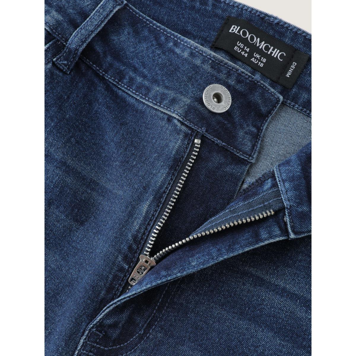 Plus Size Mid-Rise Boyfriend Jeans Women Bluevintage Leisure Topstitching High stretch Slanted pocket Jeans BloomChic 20/2X Product Image