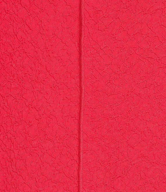 Calessa Petite Size Textured Knit Scoop Neck Short Sleeve Asymmetric Hem Tunic Product Image