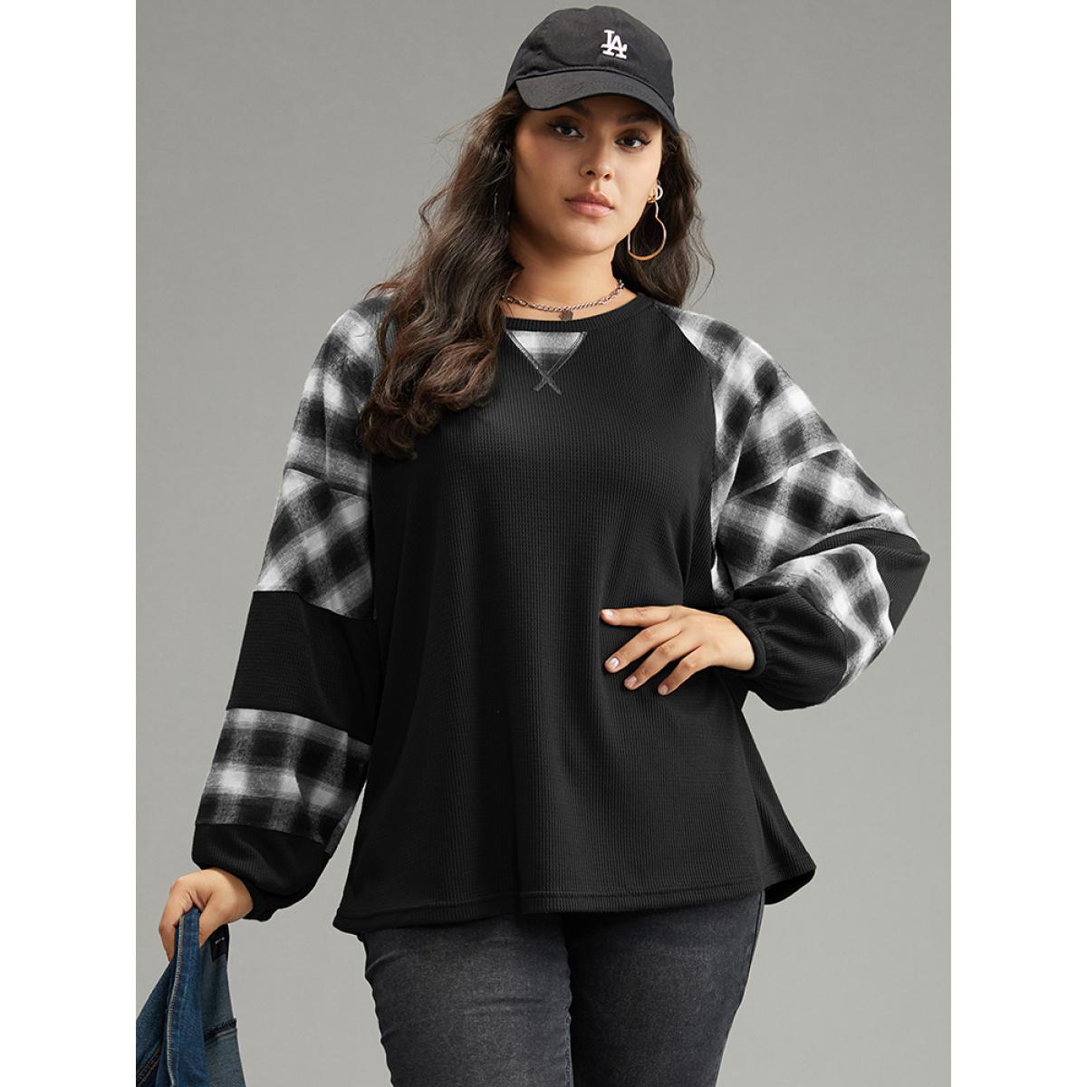 Plus Size Plaid Patchwork Rib Knit Elastic Cuffs Sweatshirt Black Women Casual Elastic cuffs Plaid Round Neck Dailywear T-shirts BloomChic 22-24/3X Product Image