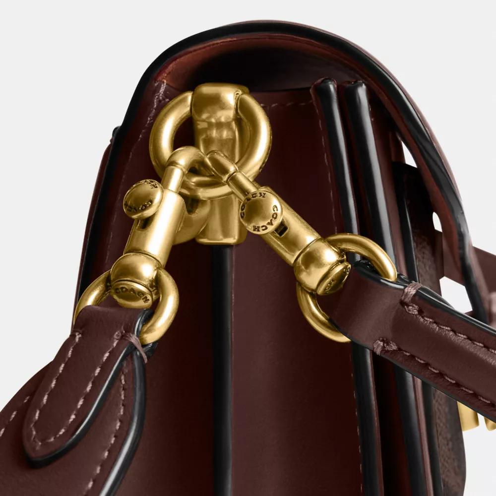 Tabby Shoulder Bag 20 In Signature Canvas Product Image