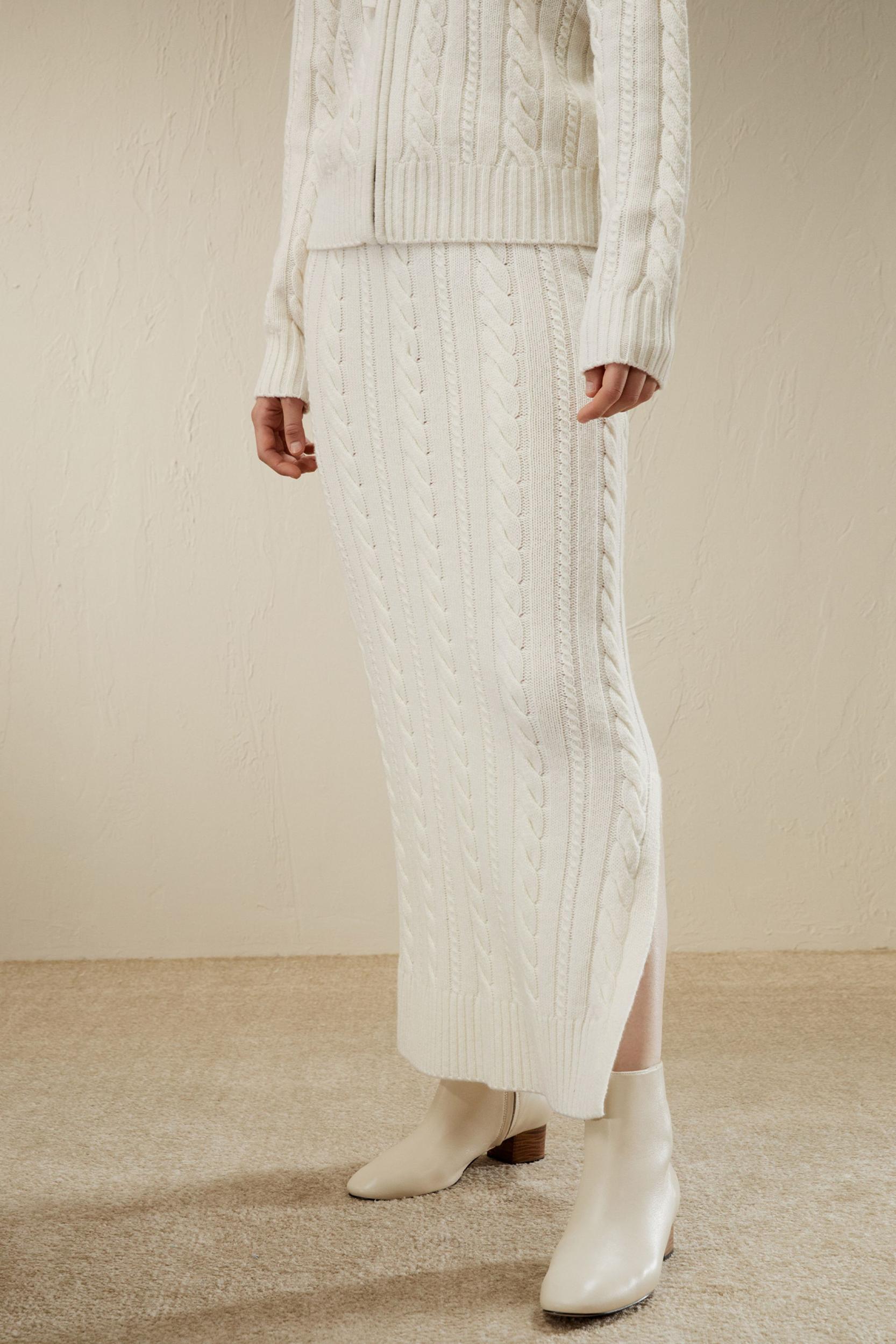 Cable Knit Wool Maxi Skirt Product Image