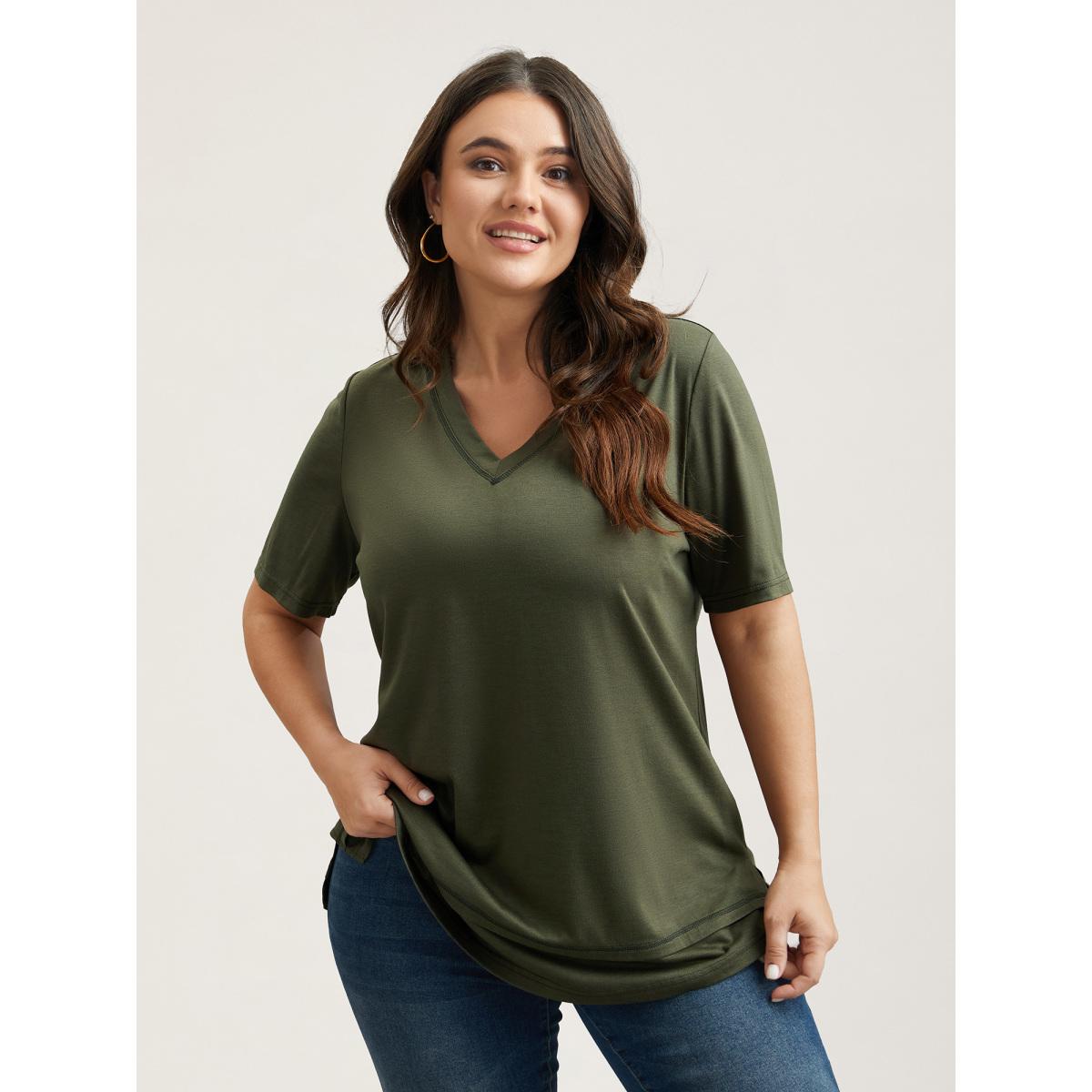 Plus Size V-Neck Half-Sleeve T-Shirt ArmyGreen Women Casual Topstitching V-neck Everyday T-shirts BloomChic 12/L Product Image