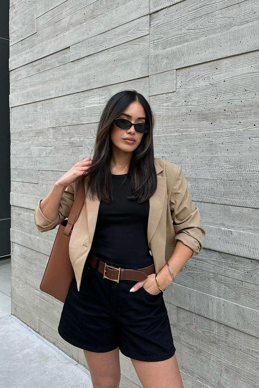 Short Tailored Straight Blazer Product Image