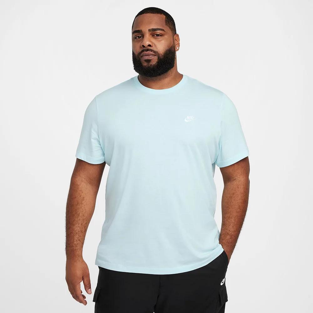 Nike Sportswear Club Men's T-Shirt Product Image