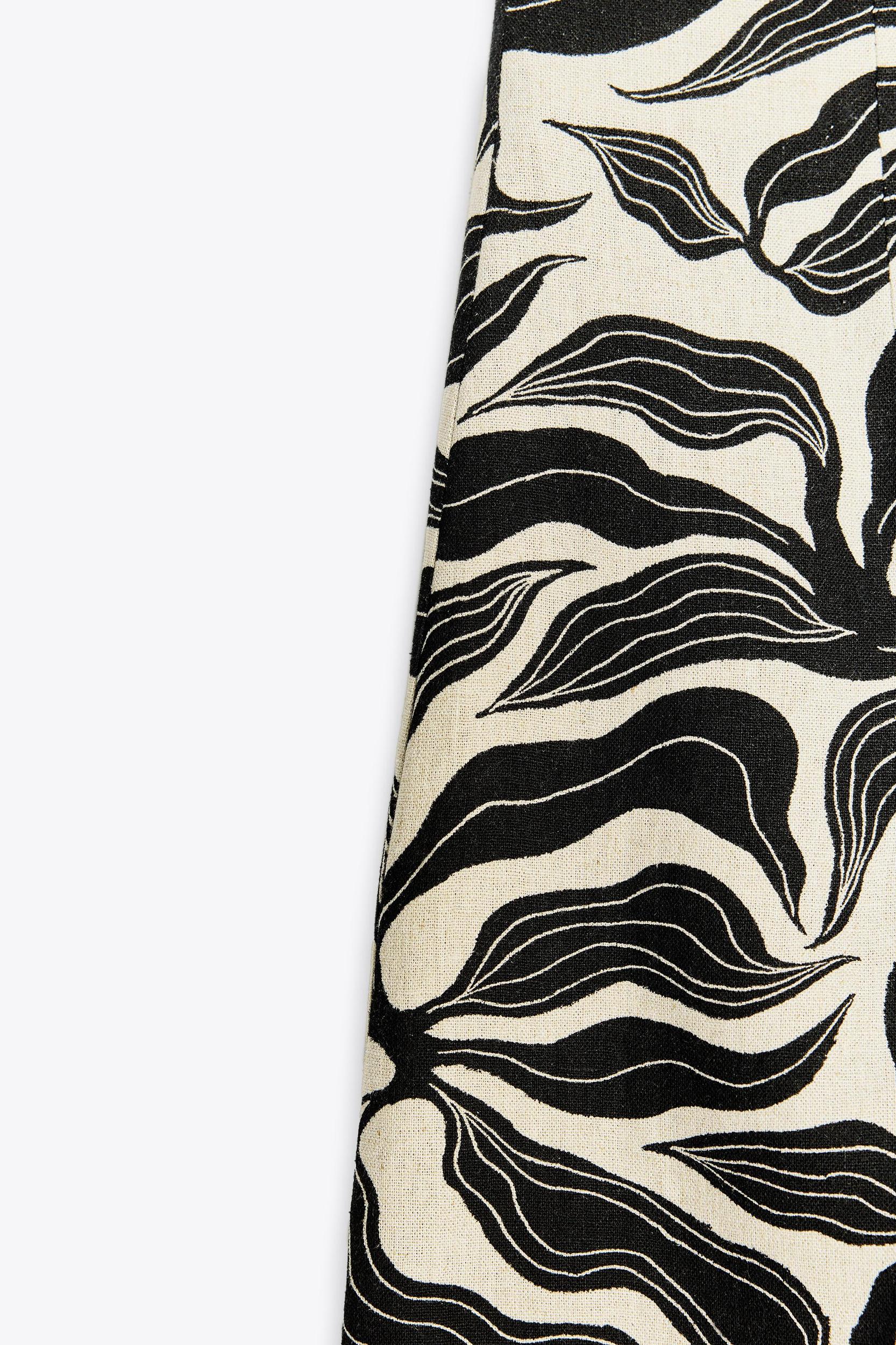 HIGH-WAISTED PRINTED LINEN SHORTS Product Image