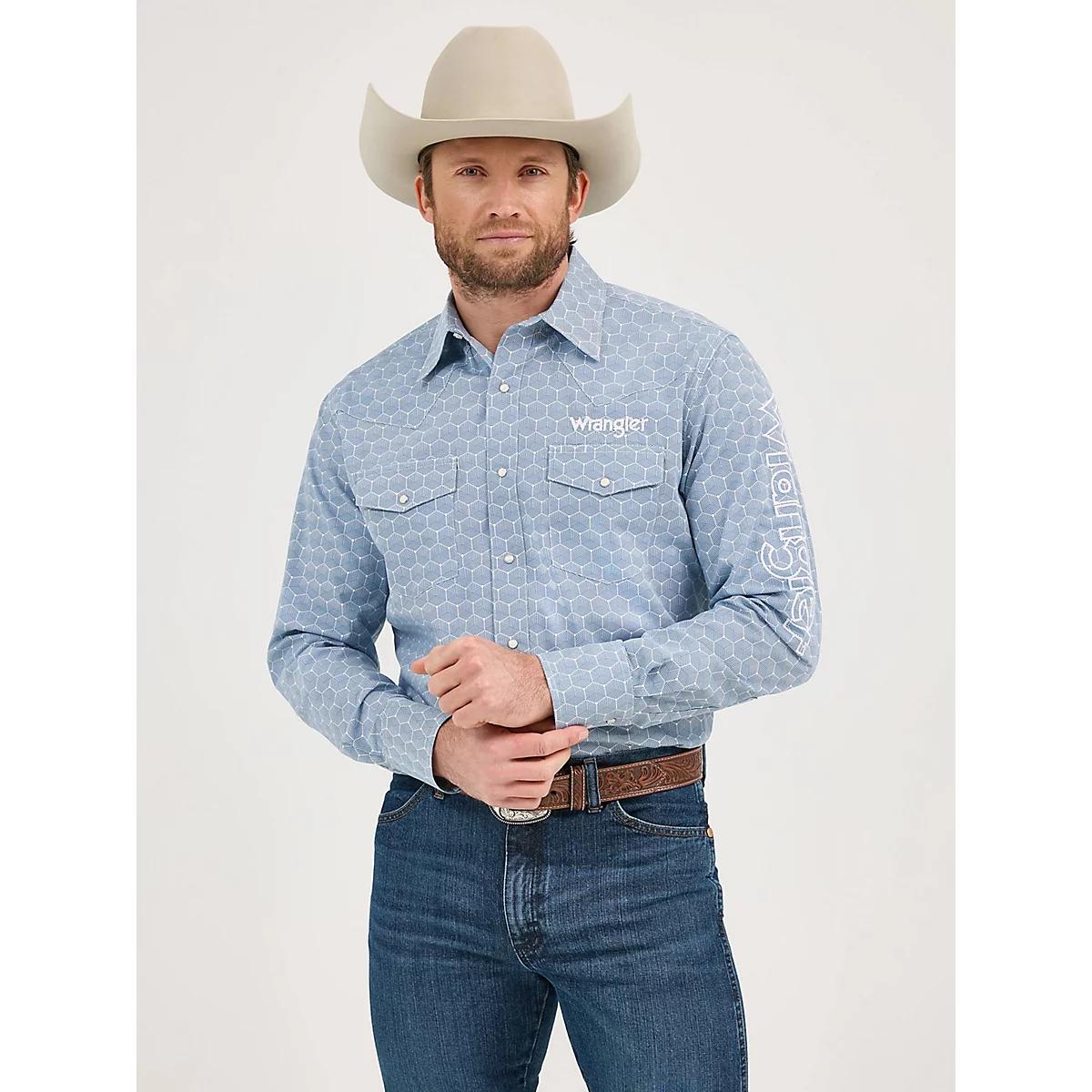 Men's Wrangler® Logo Long Sleeve Western Snap Shirt | Men's SHIRTS | Wrangler® Product Image
