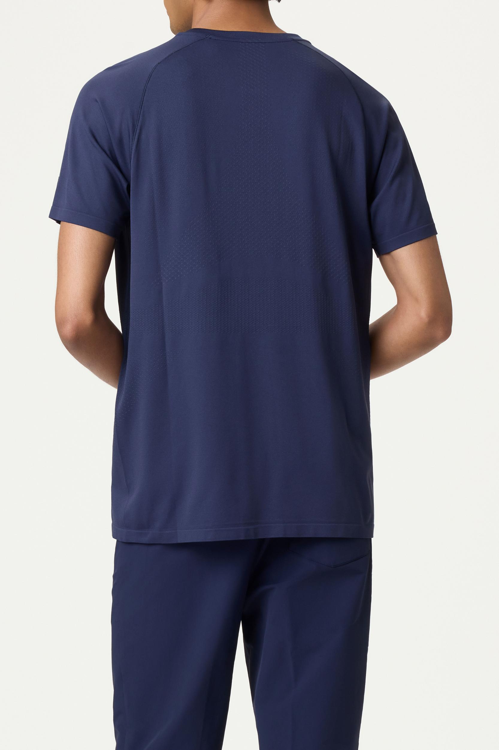 Lucky Ace Short Sleeve Seamless Crew Product Image