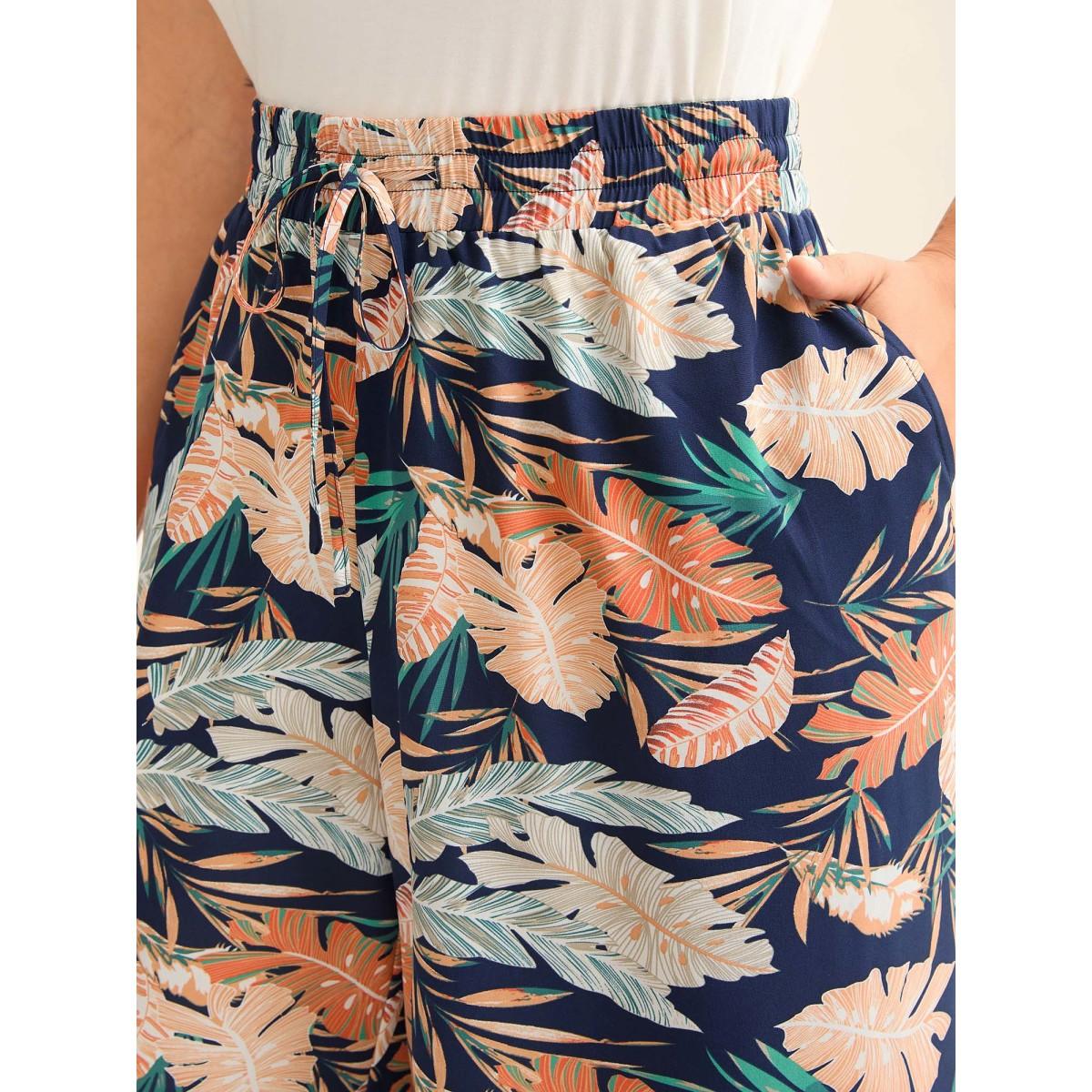 Plus Size Tropical Leaf Print Wide-Leg Pants Women Indigo Resort Wide Leg Mid Rise Vacation Pants BloomChic 22-24/3X Product Image