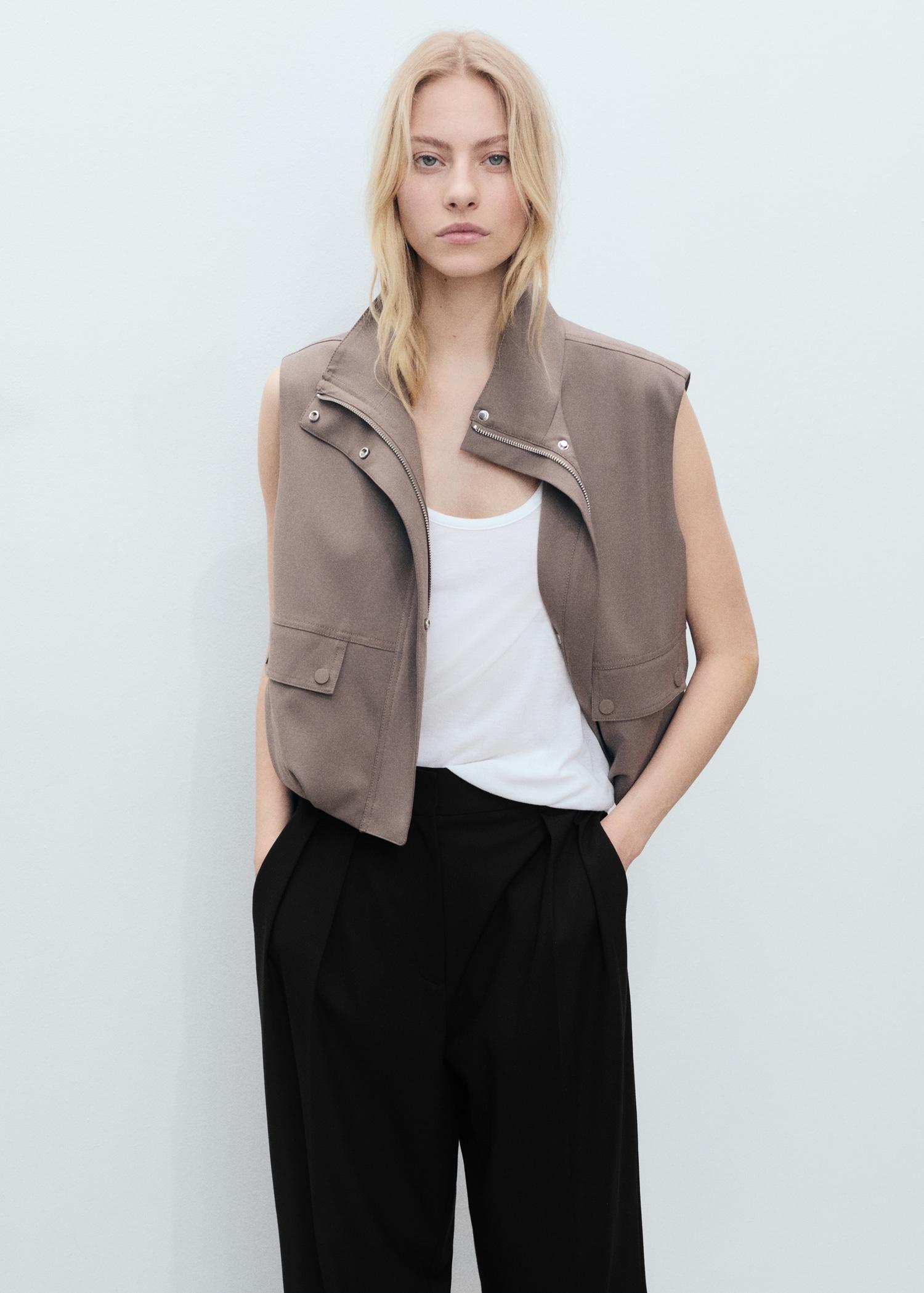 Wide-leg pleated pants - Women | MANGO USA Product Image