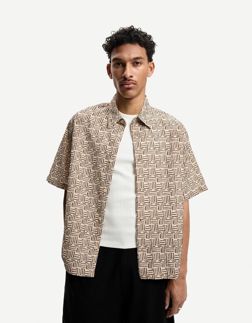 Embroidered short sleeve boxy fit shirt Product Image