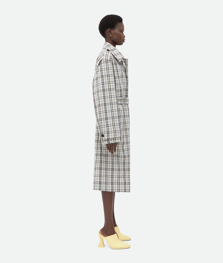 Women's Checked Cotton Trench Coat in Chalk/fondant/yellow Product Image