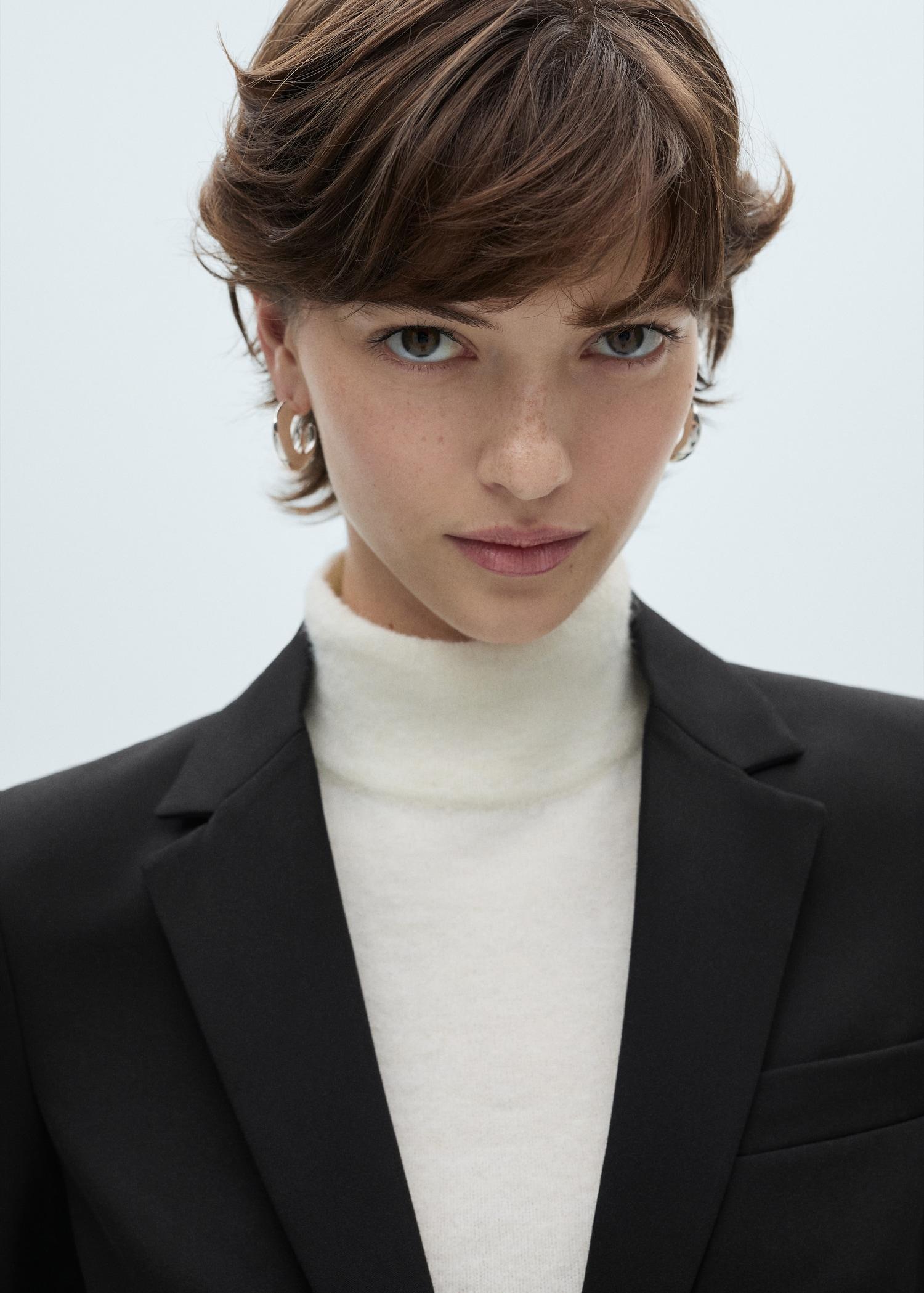 Fitted suit jacket - Women | MANGO USA Product Image