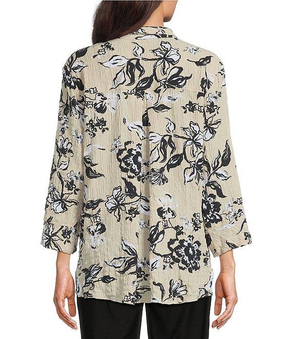 Ali Miles Pucker Woven Allover Stroke Floral Wire Collar 3/4 Sleeves Button Front Shirt Product Image