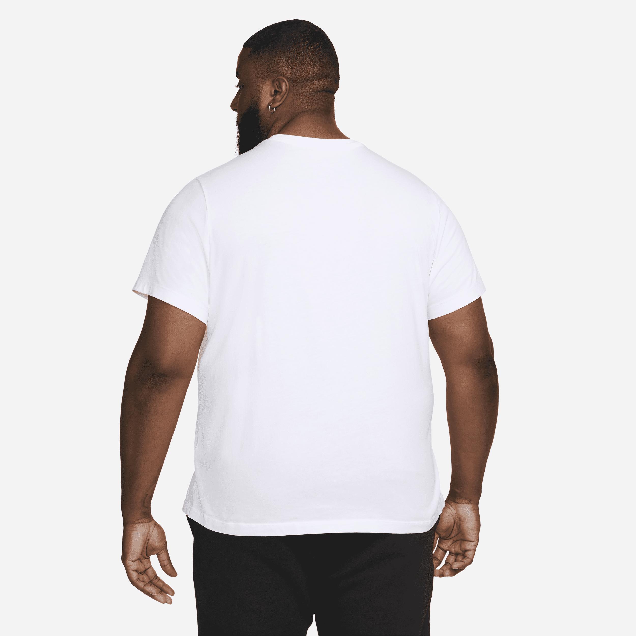 Mens Nike Sportswear Club T-Shirt | AR4997-101 Product Image