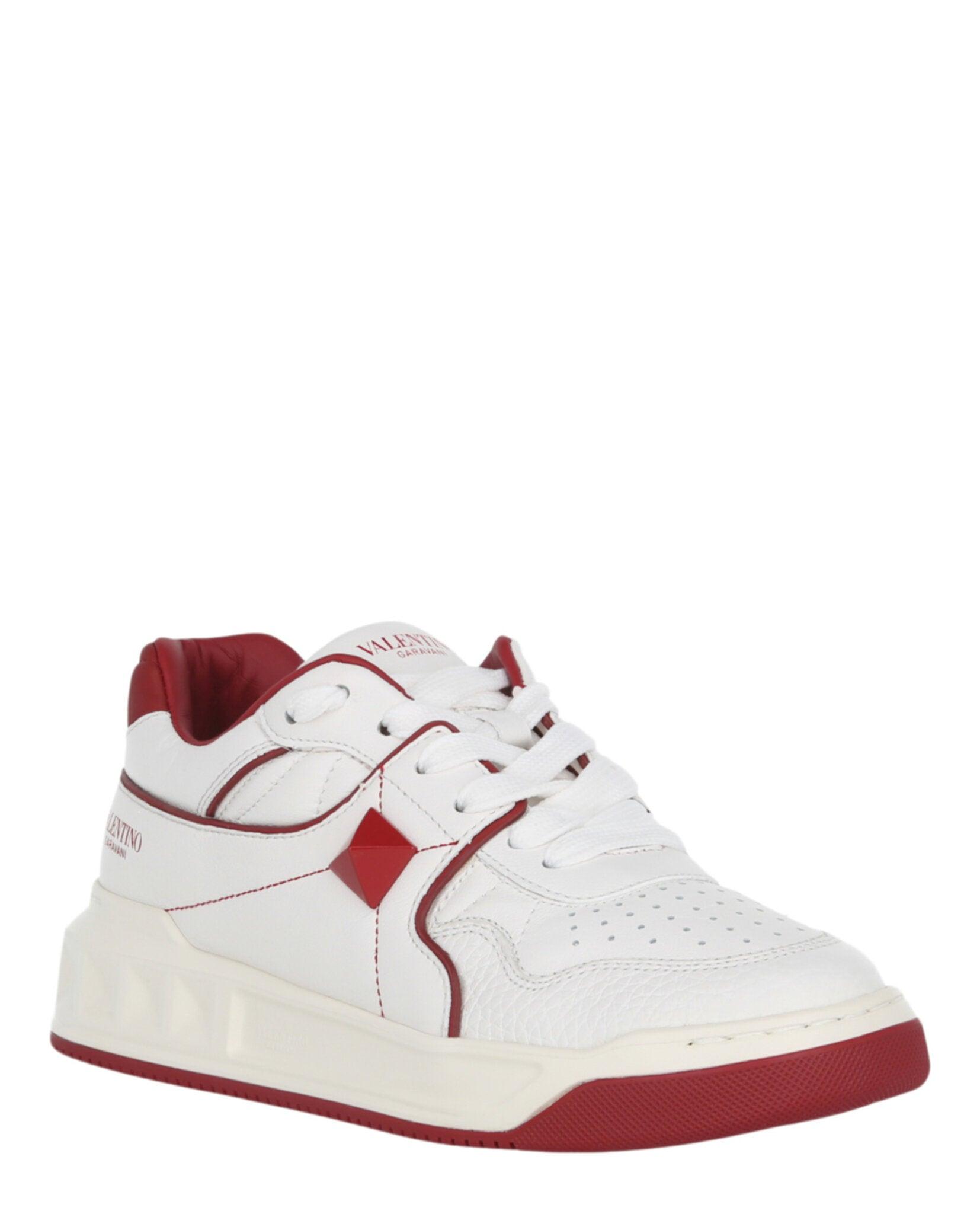 Valentino Garavani One Stud Low-Top Sneaker Female Product Image