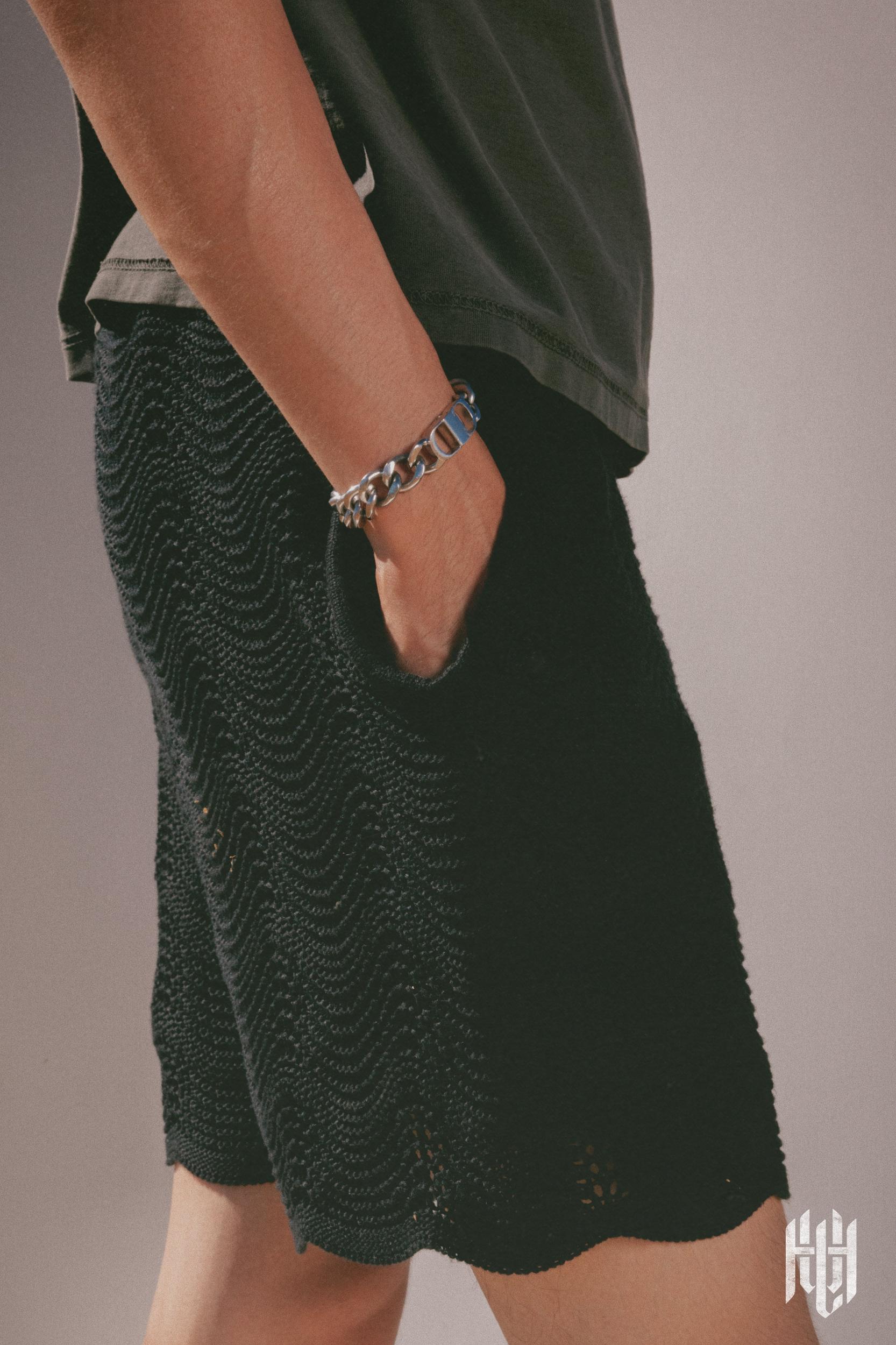 Knitted Wave Shorts - Black Product Image