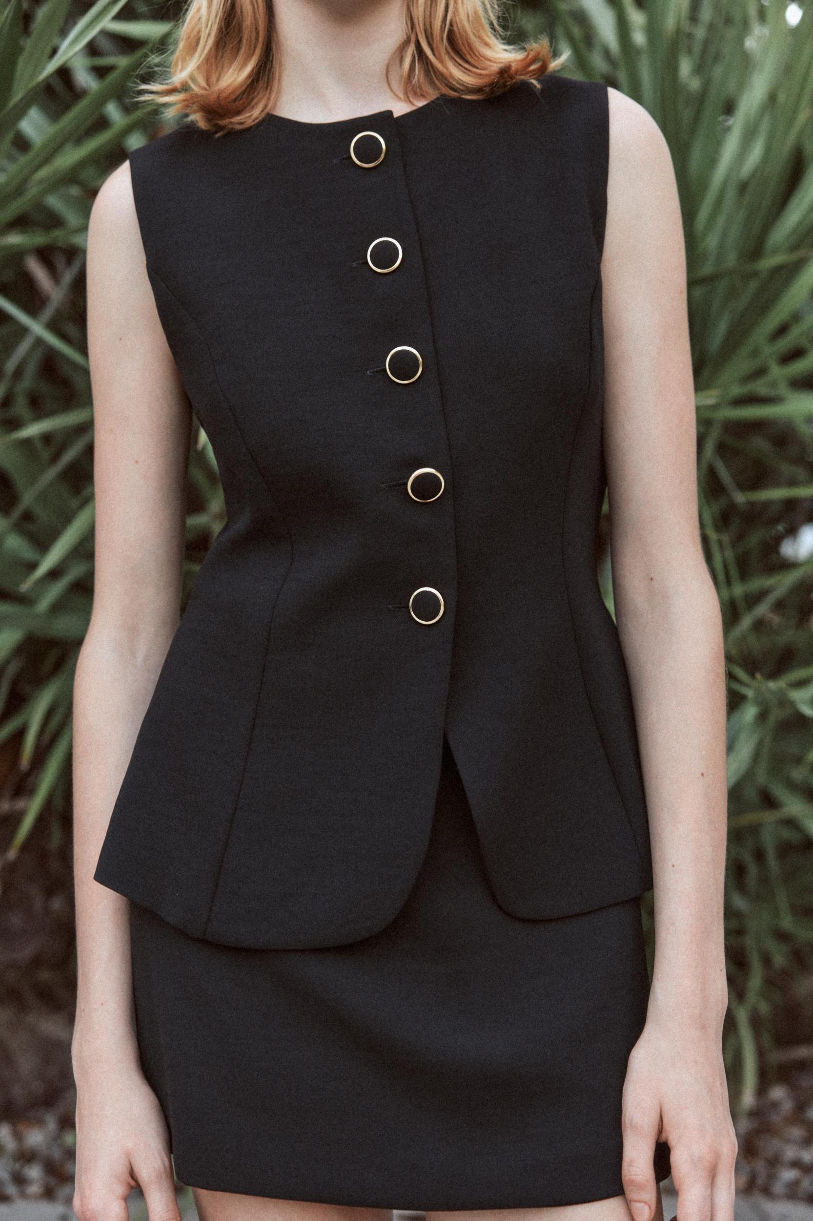 SHORT VEST JUMPSUIT Product Image