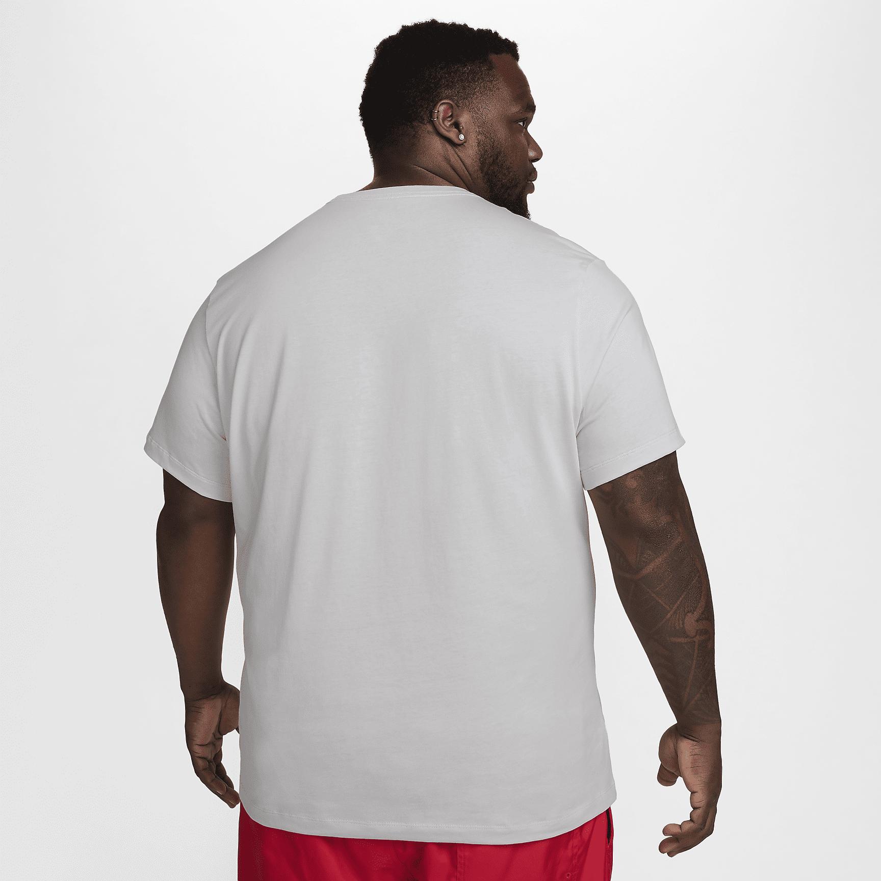 Nike Sportswear Men's T-Shirt Product Image