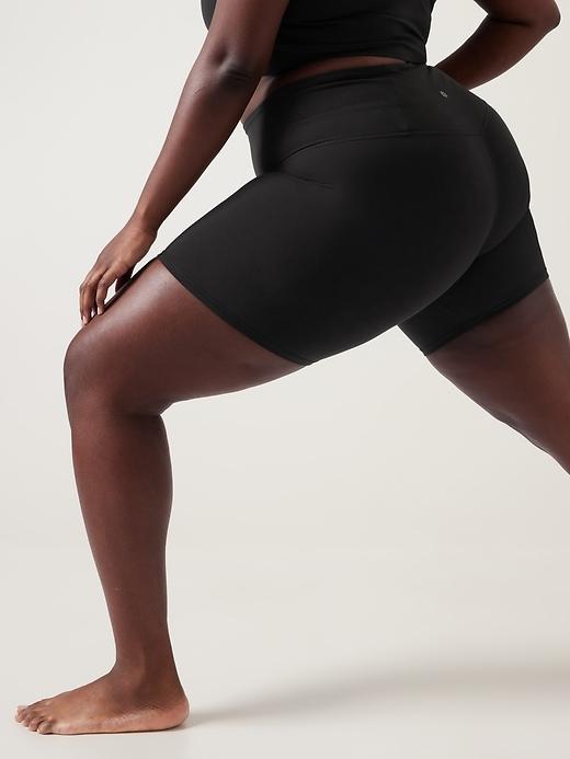 Elation Ultra High Rise 7" Short Product Image