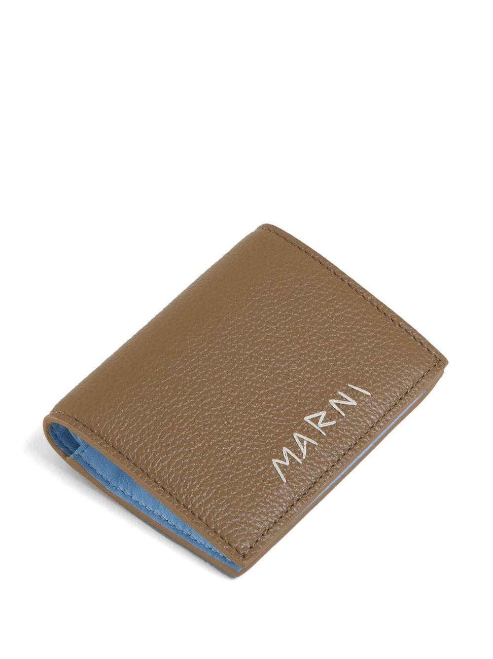 bi-fold leather wallet Product Image