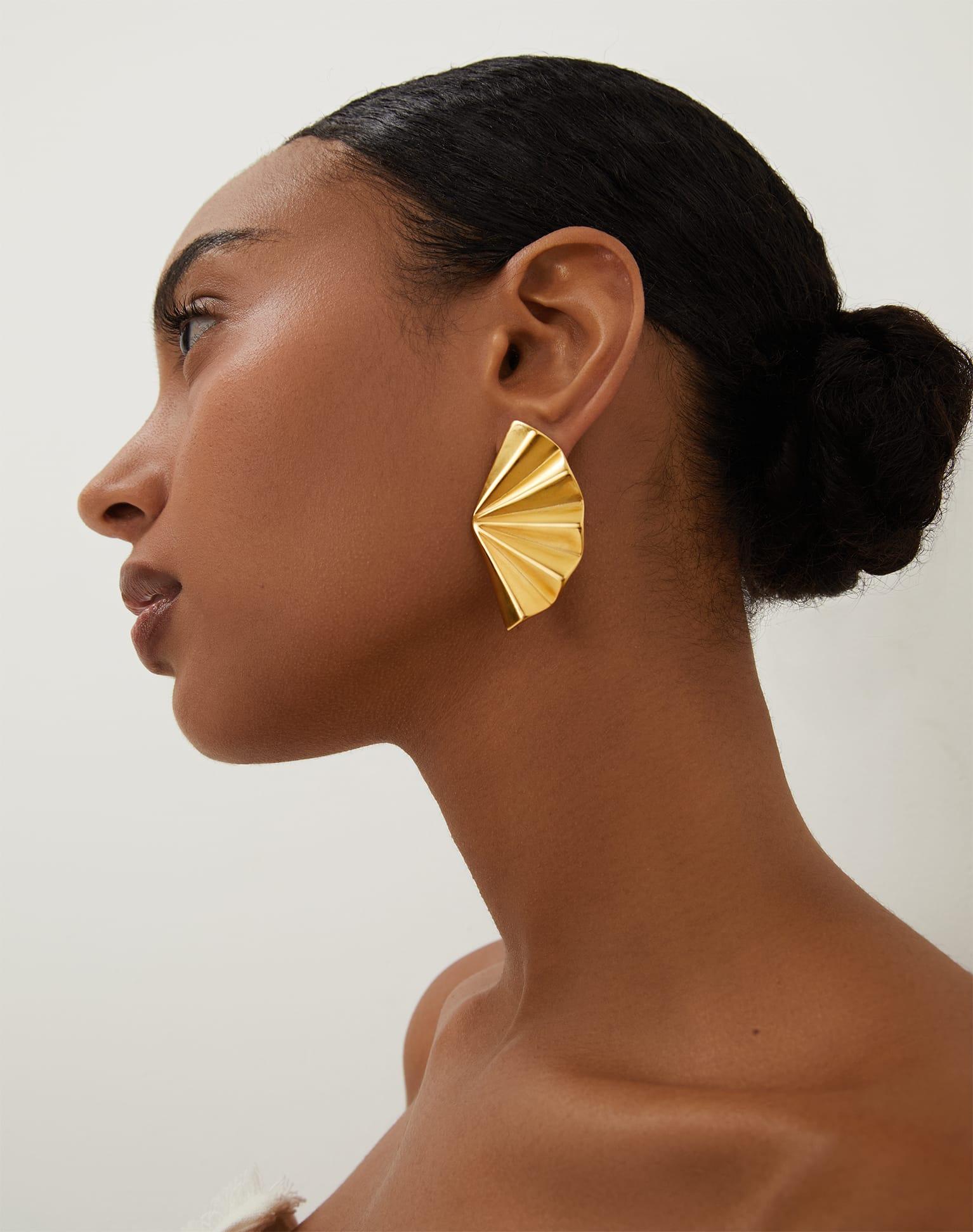 Alexa Earrings - Gold Product Image