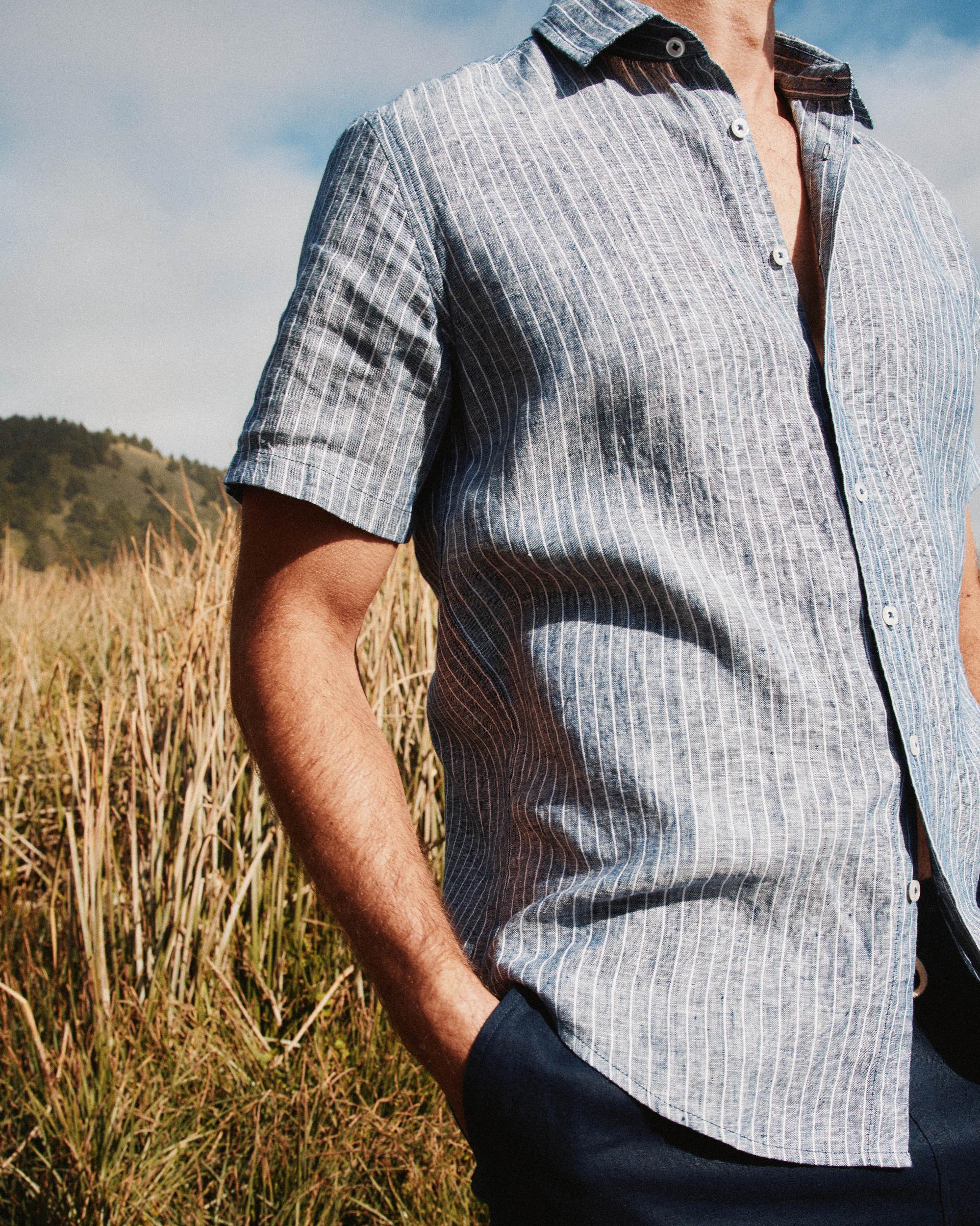 Quince | Men's 100% European Linen Relaxed Short Sleeve Shirt Product Image