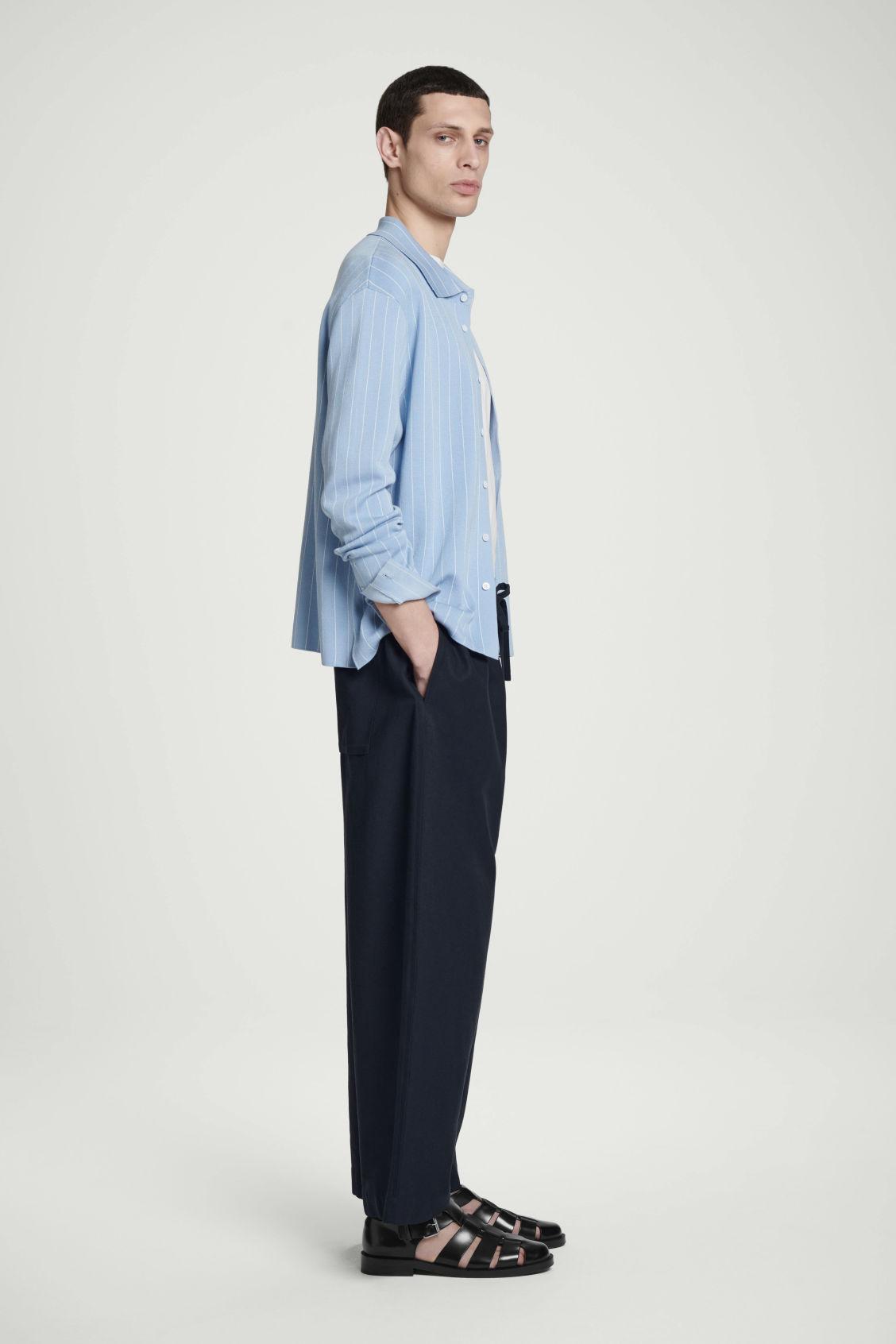 BARREL-LEG DRAWSTRING PANTS Product Image