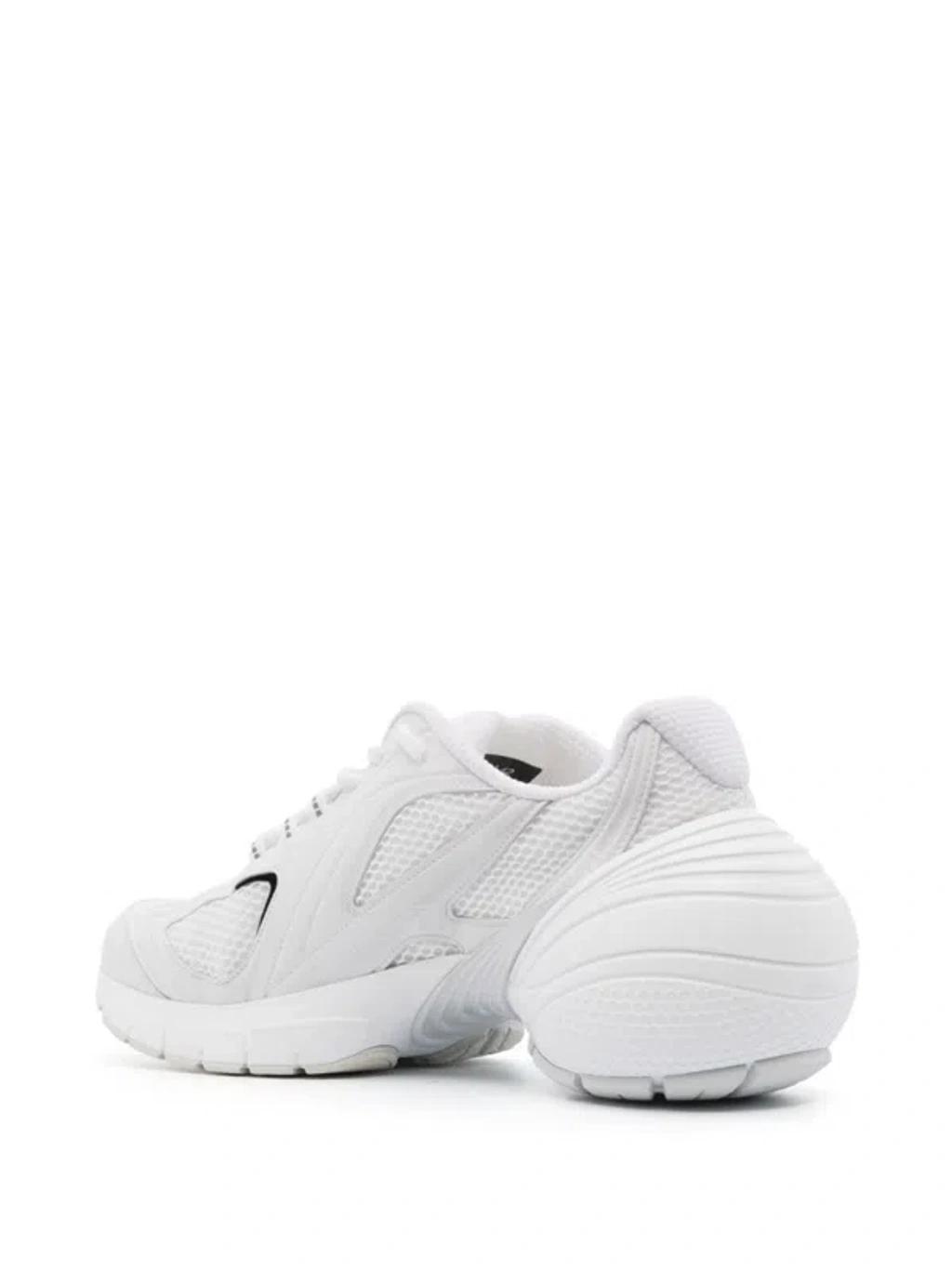 GIVENCHY Sneakers In White Product Image