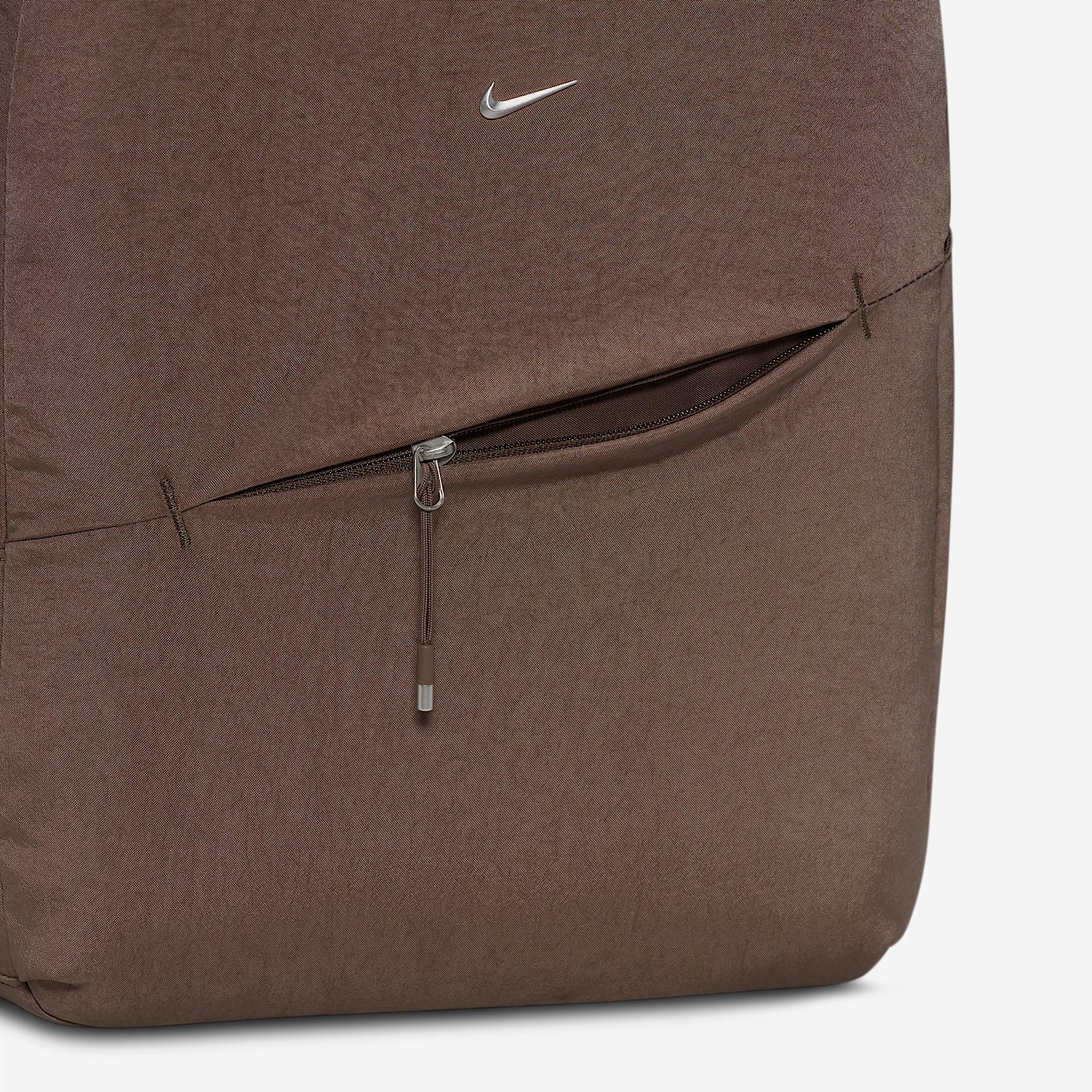 Nike Unisex Aura Backpack (24L) | HF7007-214 Product Image