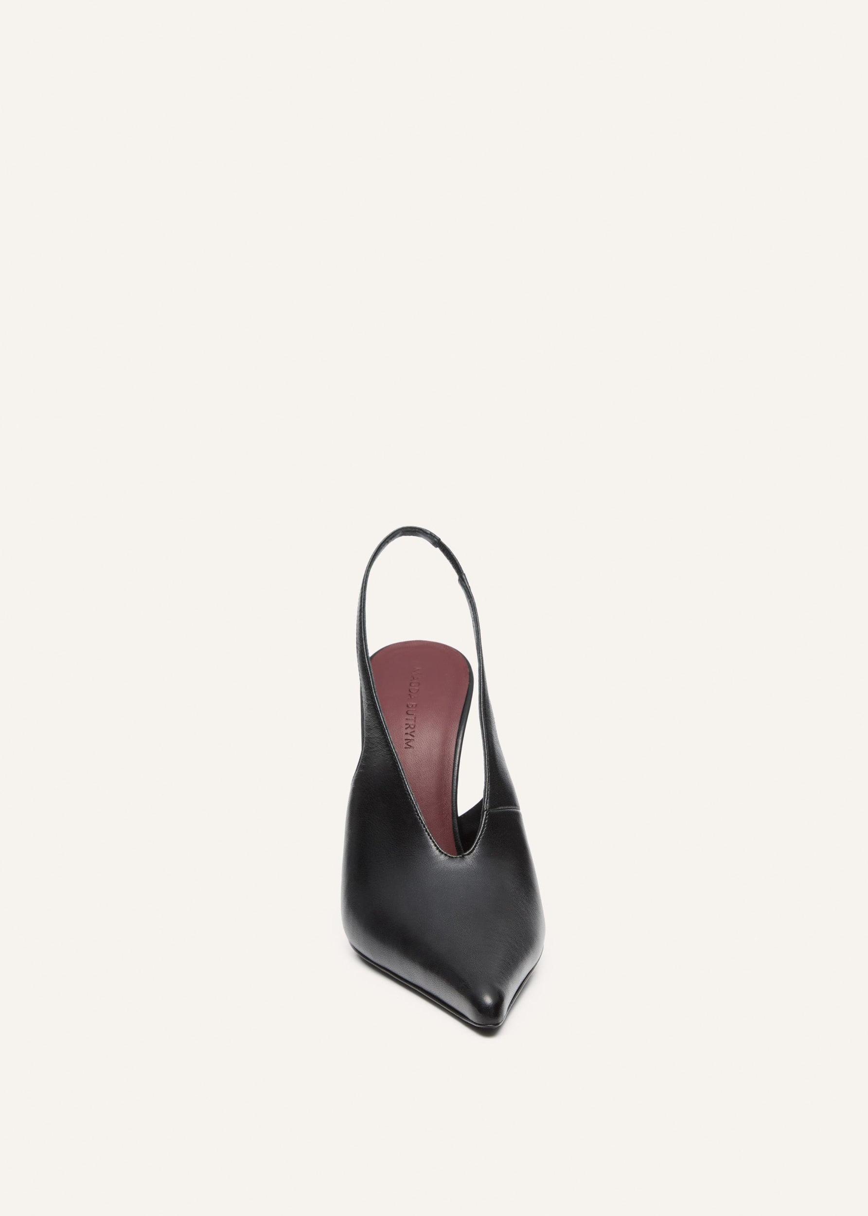 Slingback pointed heel in black leather Product Image