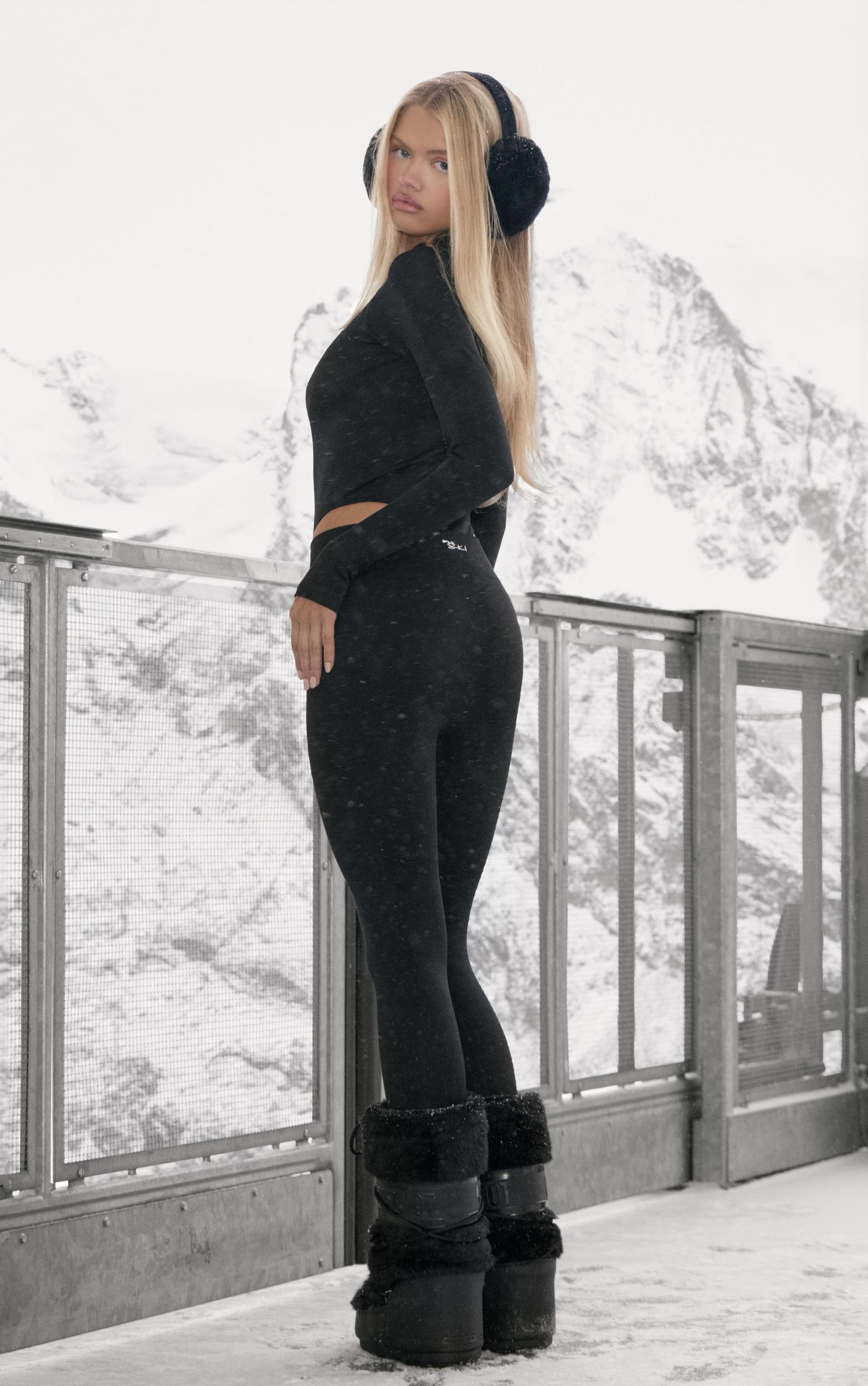 PRETTYLITTLETHING SKI Black Seamless Contrast Rib Bodysuit And Legging Set Product Image