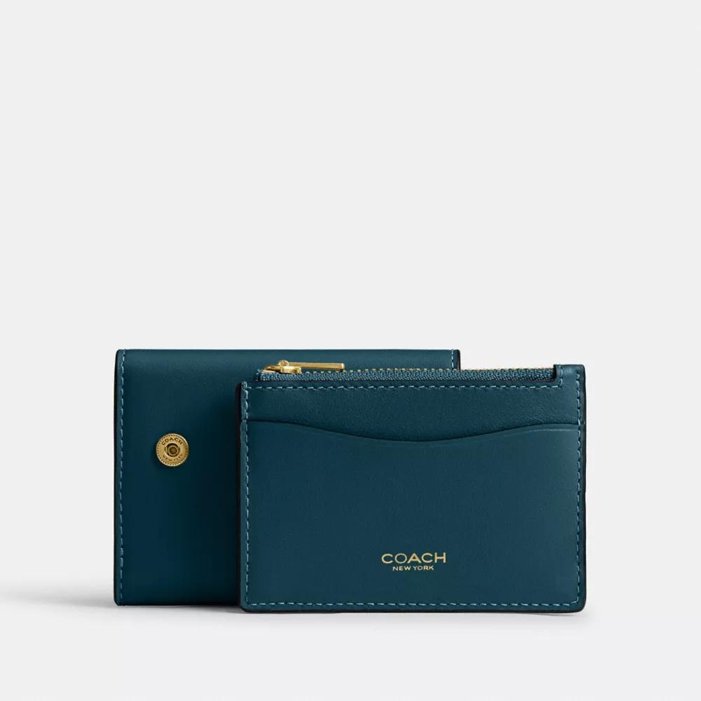 Essential Card Holder Wallet Product Image
