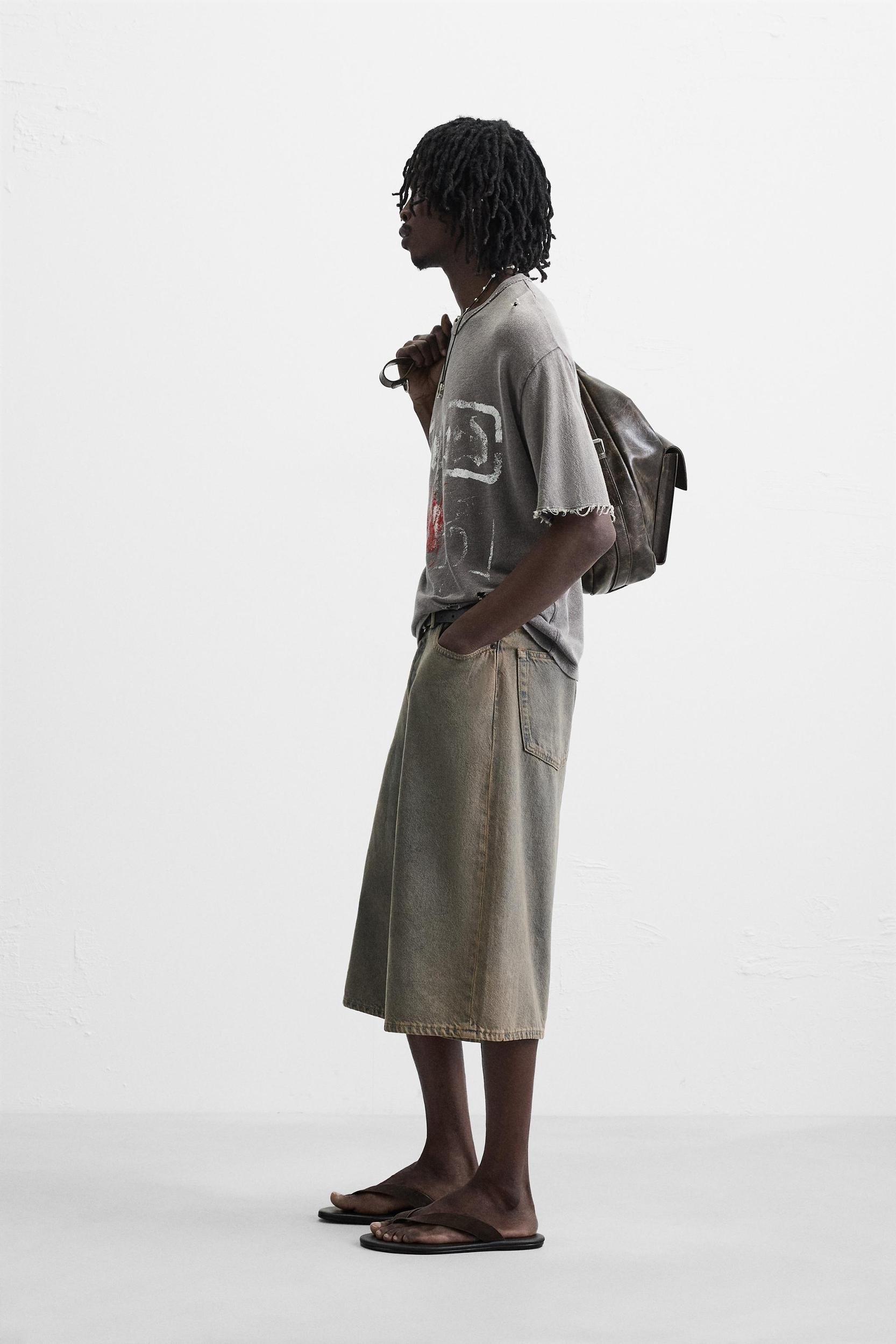 WASHED PRINT KNIT T-SHIRT Product Image