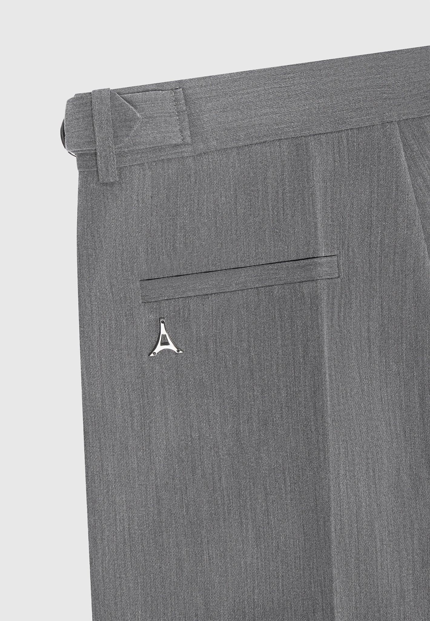 Relaxed Fit Grained Pleated Tailored Trousers - Dark Grey Male Product Image