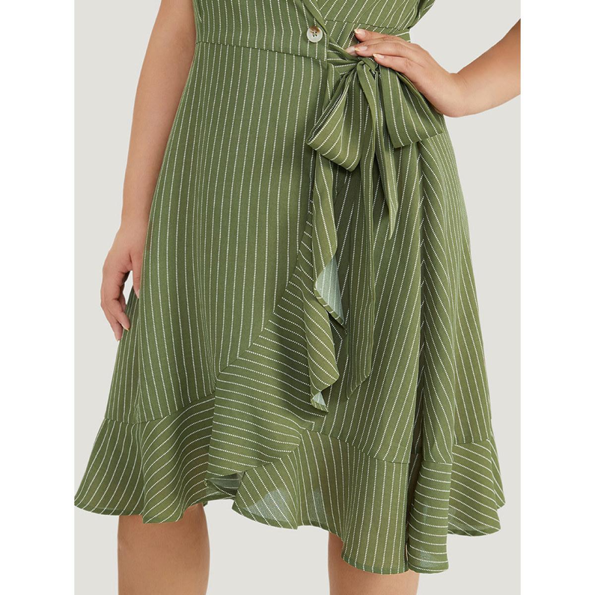 Plus Size Suit Collar Ruffles Pocket Button Up Ties Batwing Sleeve Dress Moss Women Office Button Suit Collar Short sleeve Curvy Midi Dress BloomChic 10/M Product Image