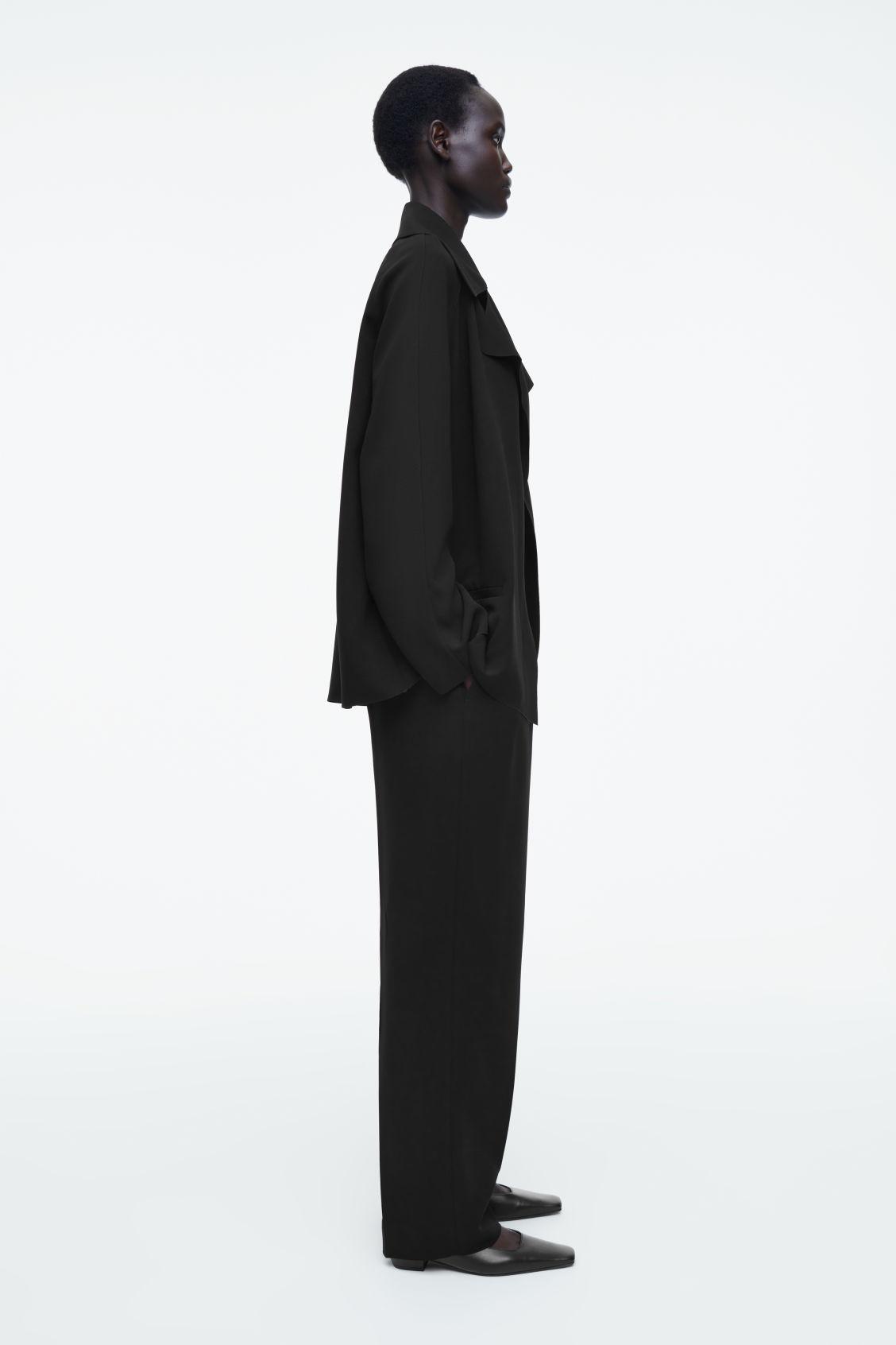 FLUID CREPE BLAZER Product Image