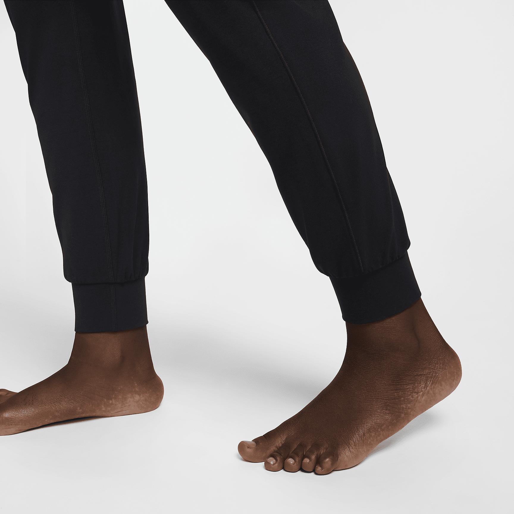 Nike Women's Zenvy Dri-FIT High-Waisted Jogger Pants Product Image