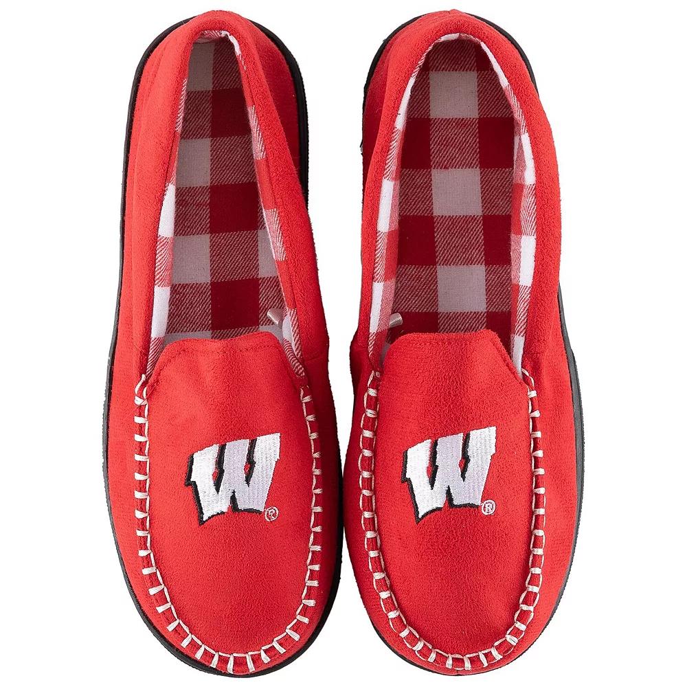 Men's ZooZatz Wisconsin Badgers Flannel Moccasin Slippers,  Product Image