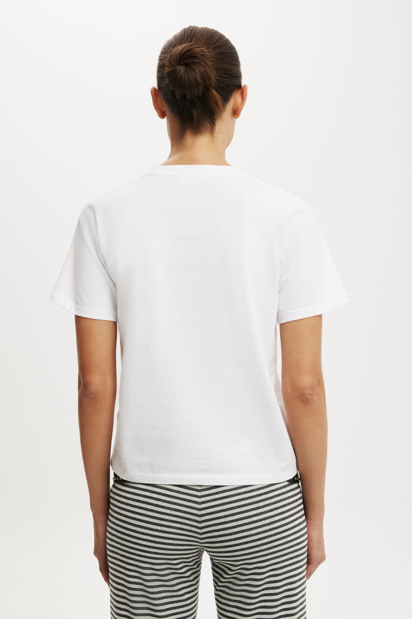 Easy Tee Product Image